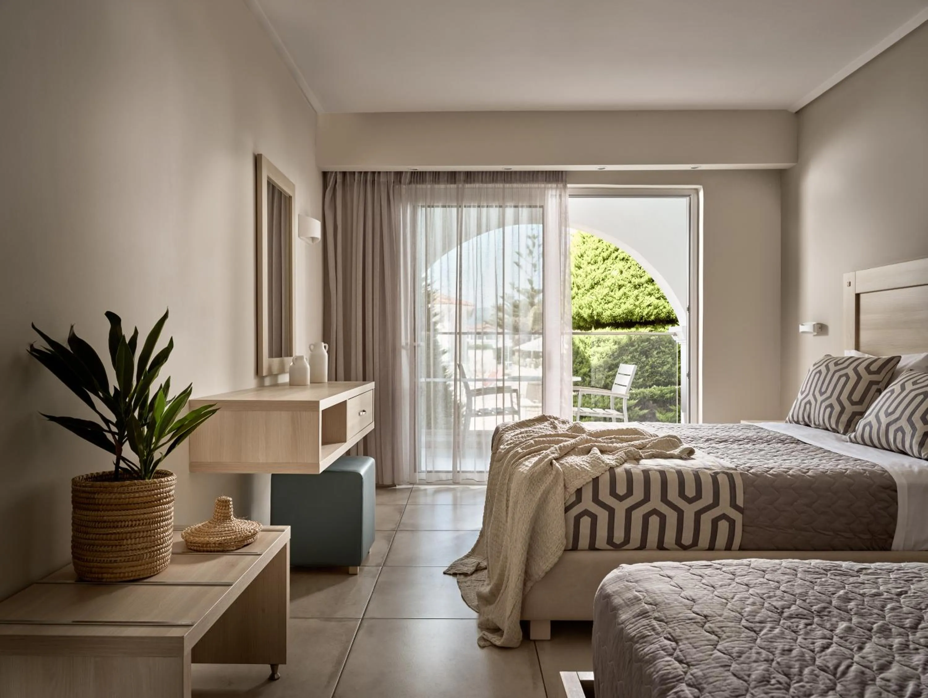 Photo of the whole room, Bed in Marelen Hotel Zakynthos