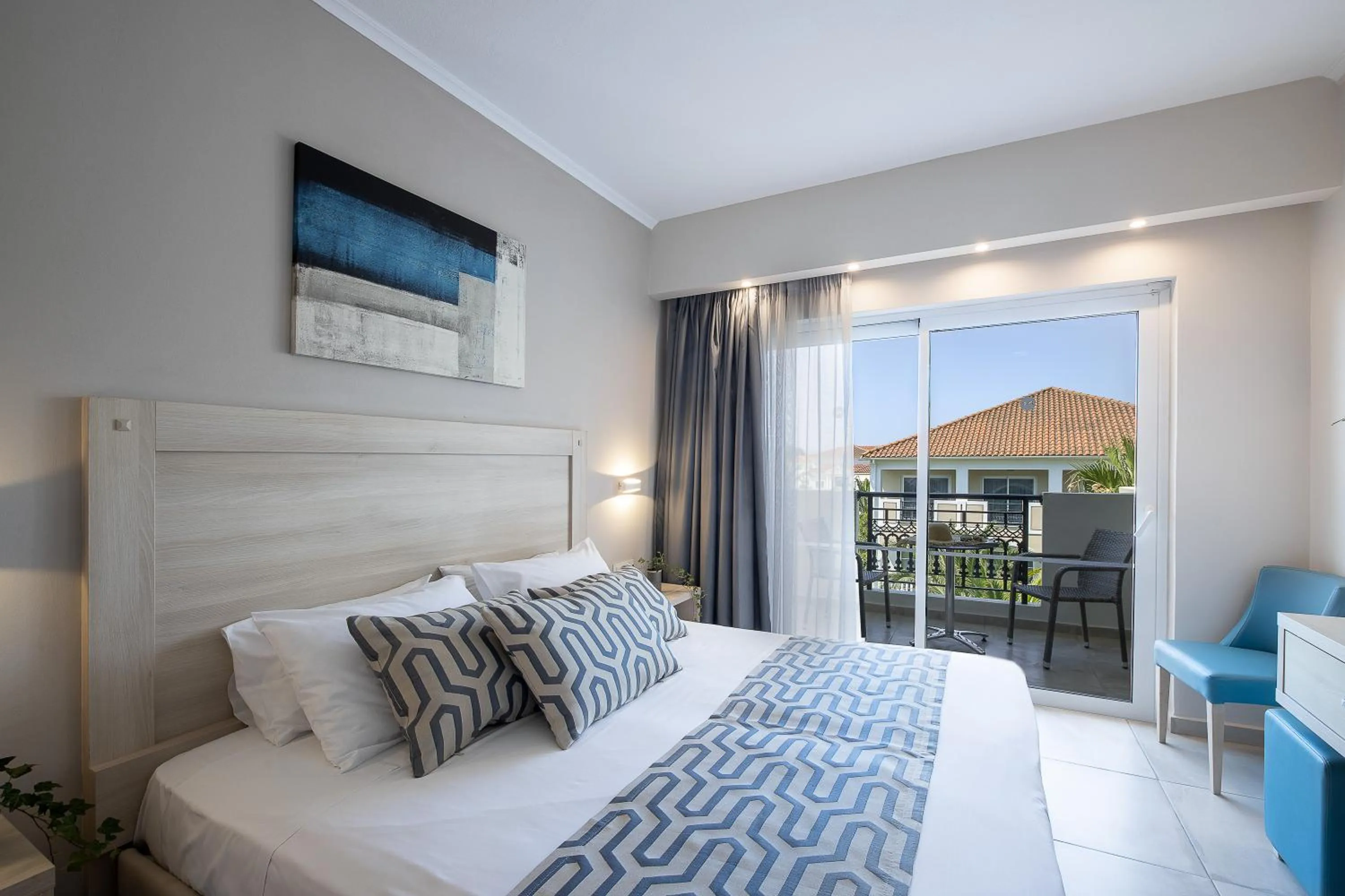 Balcony/Terrace, Bed in Marelen Hotel Zakynthos