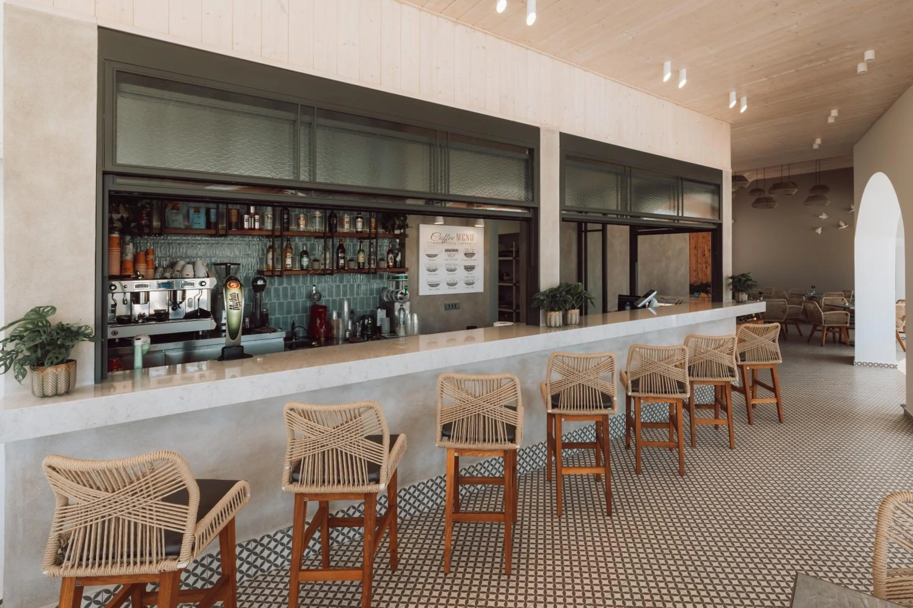 Food and drinks in Marelen Hotel Zakynthos