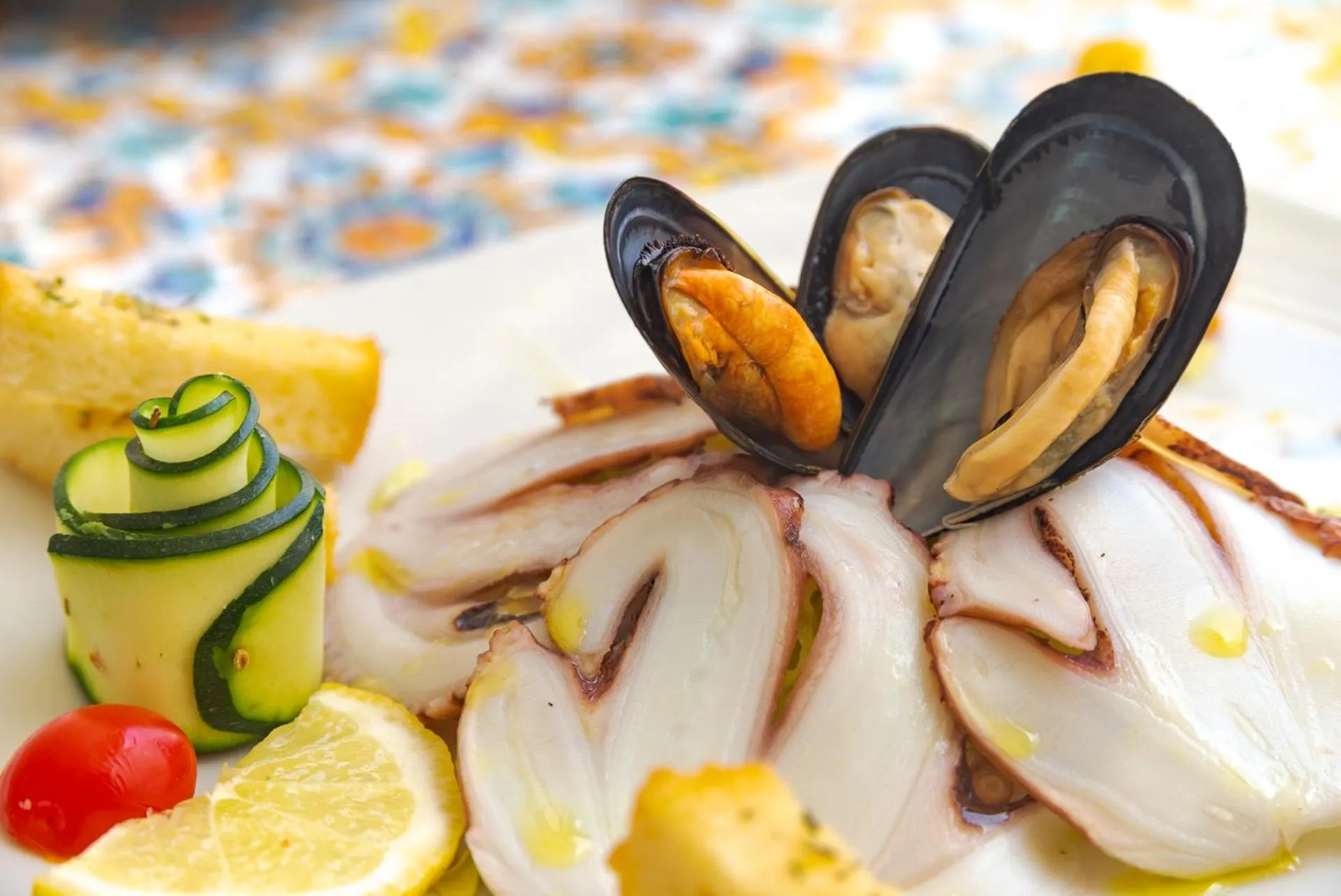 Restaurant/places to eat in Hotel Jonio