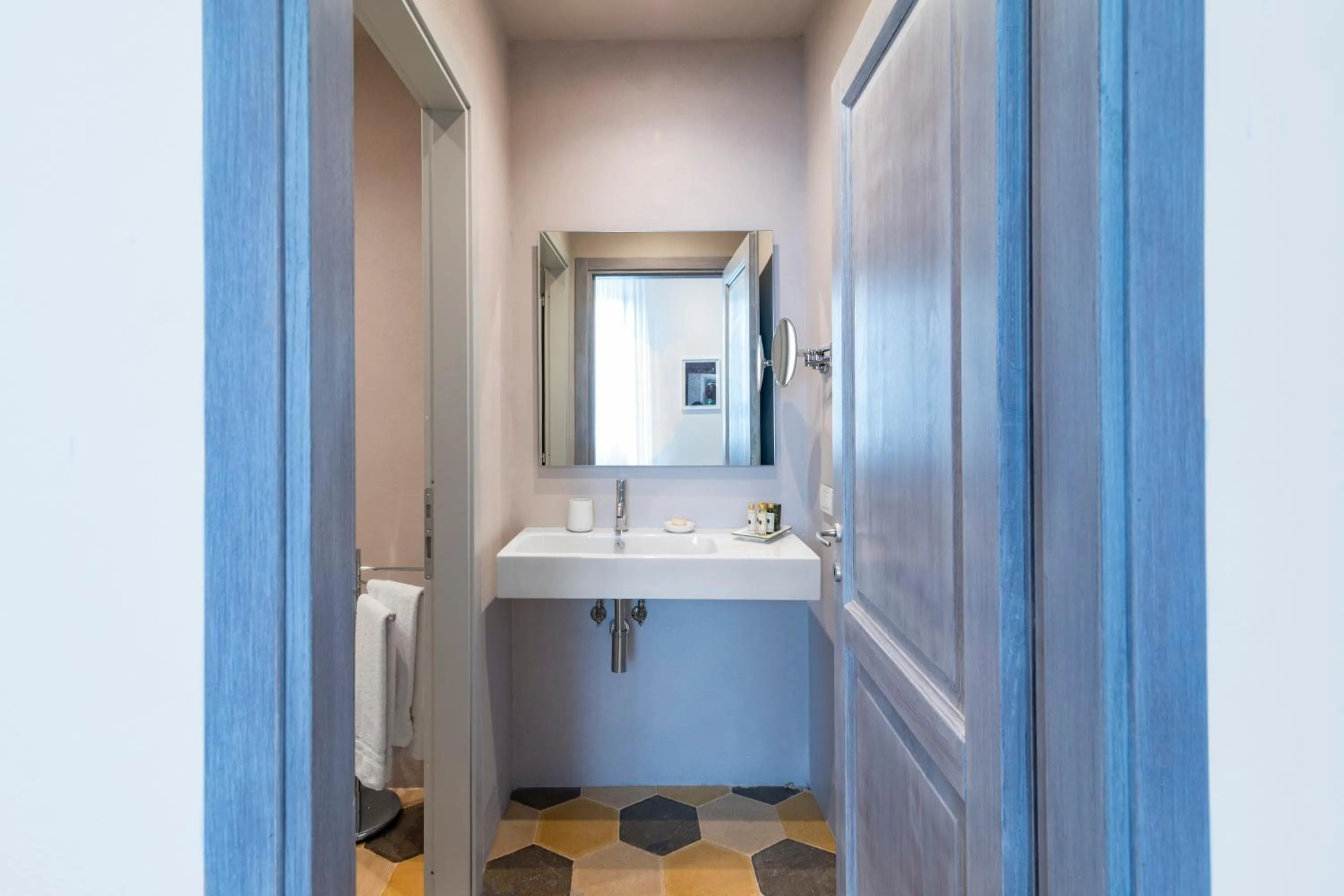 Bathroom in Relais Le Macine Di Stigliano