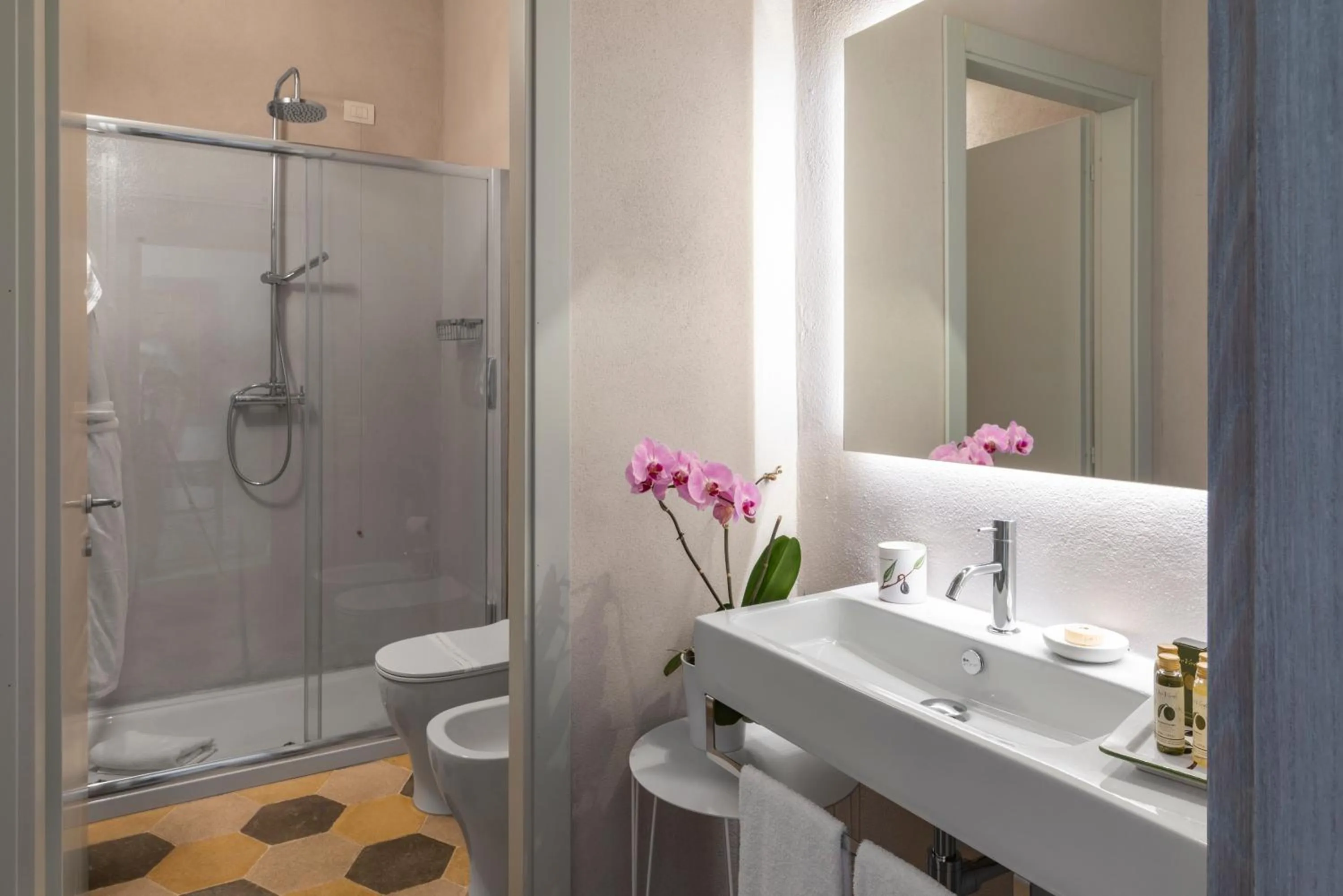 Bathroom in Relais Le Macine Di Stigliano