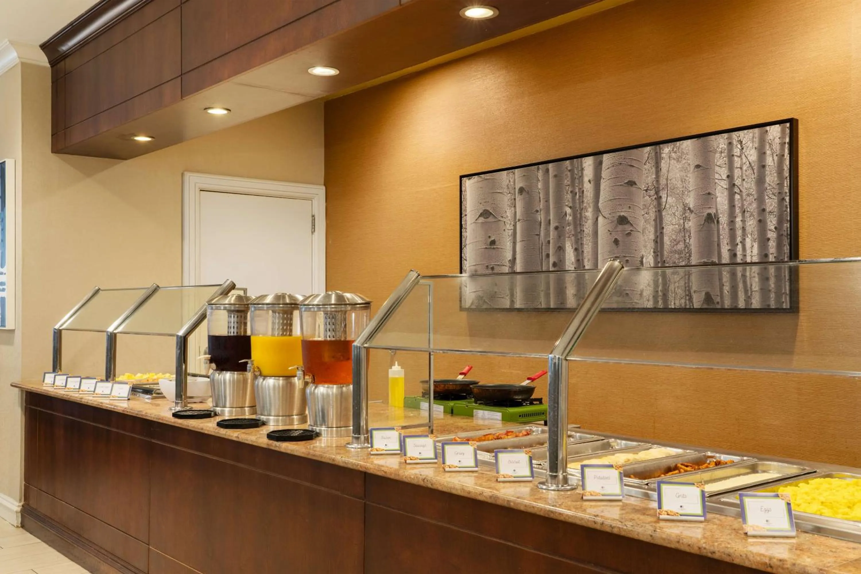 Breakfast in DoubleTree by Hilton Hotel Columbia