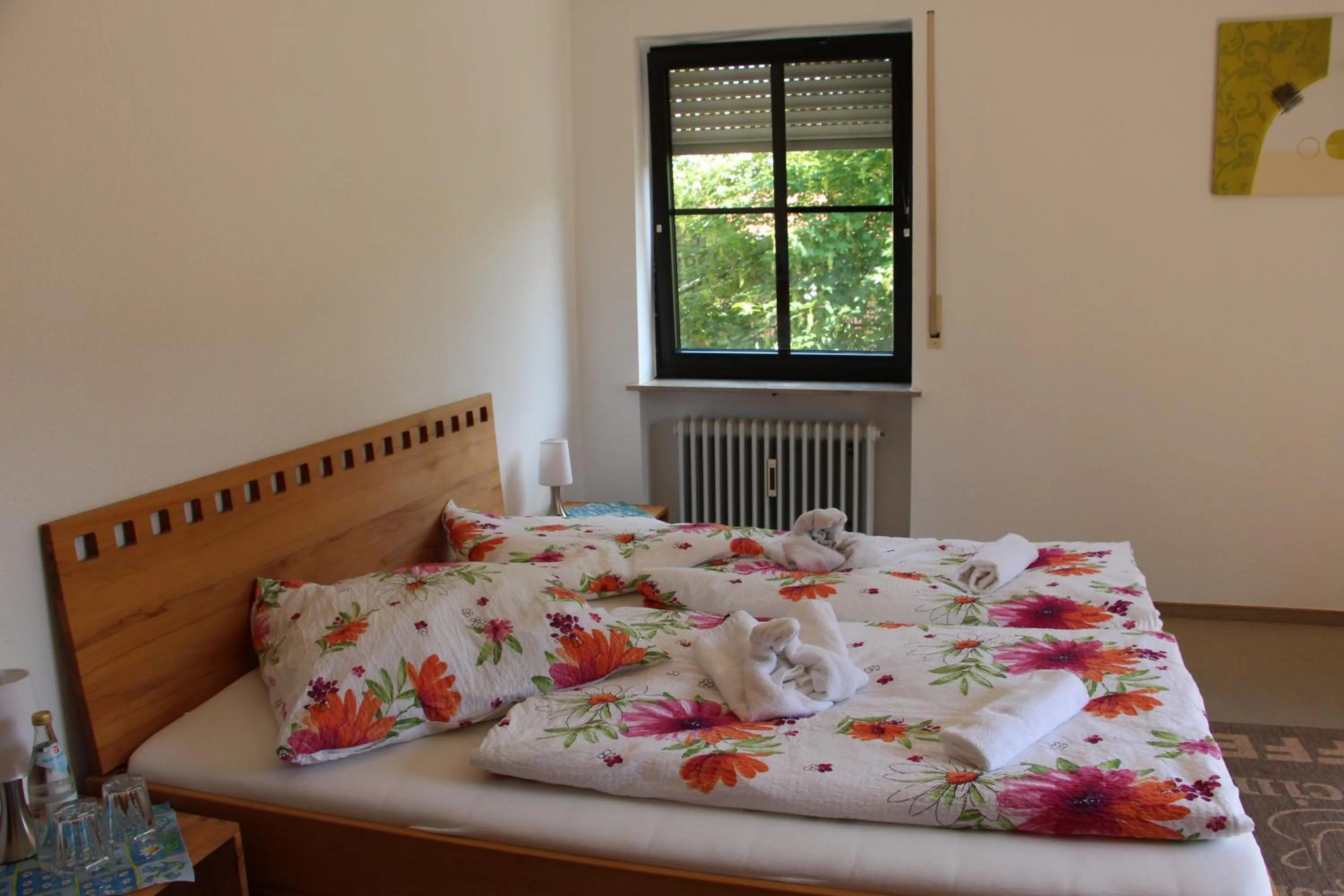 Bed in Gasthof Gruner Baum