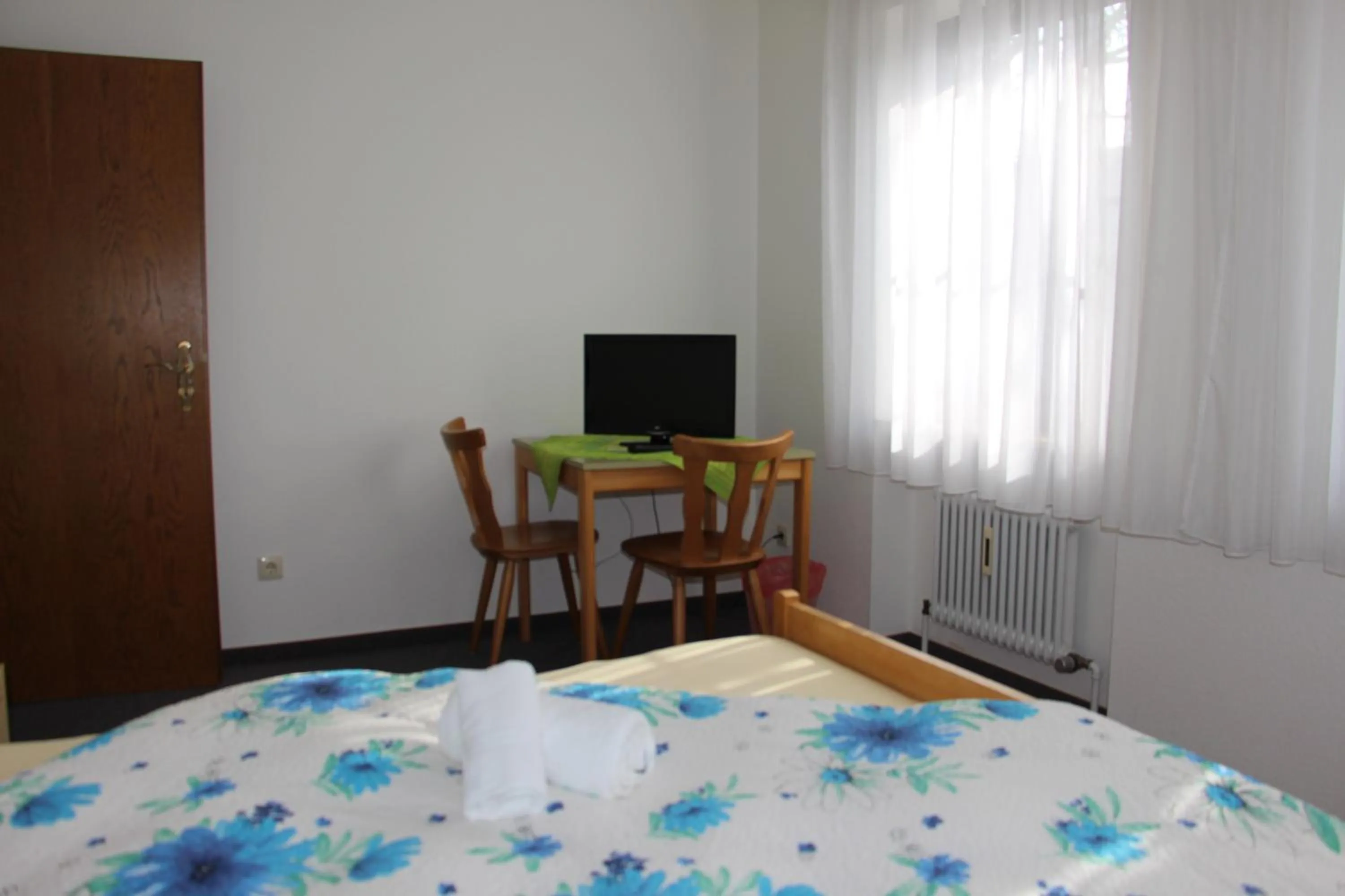 Bed in Gasthof Gruner Baum