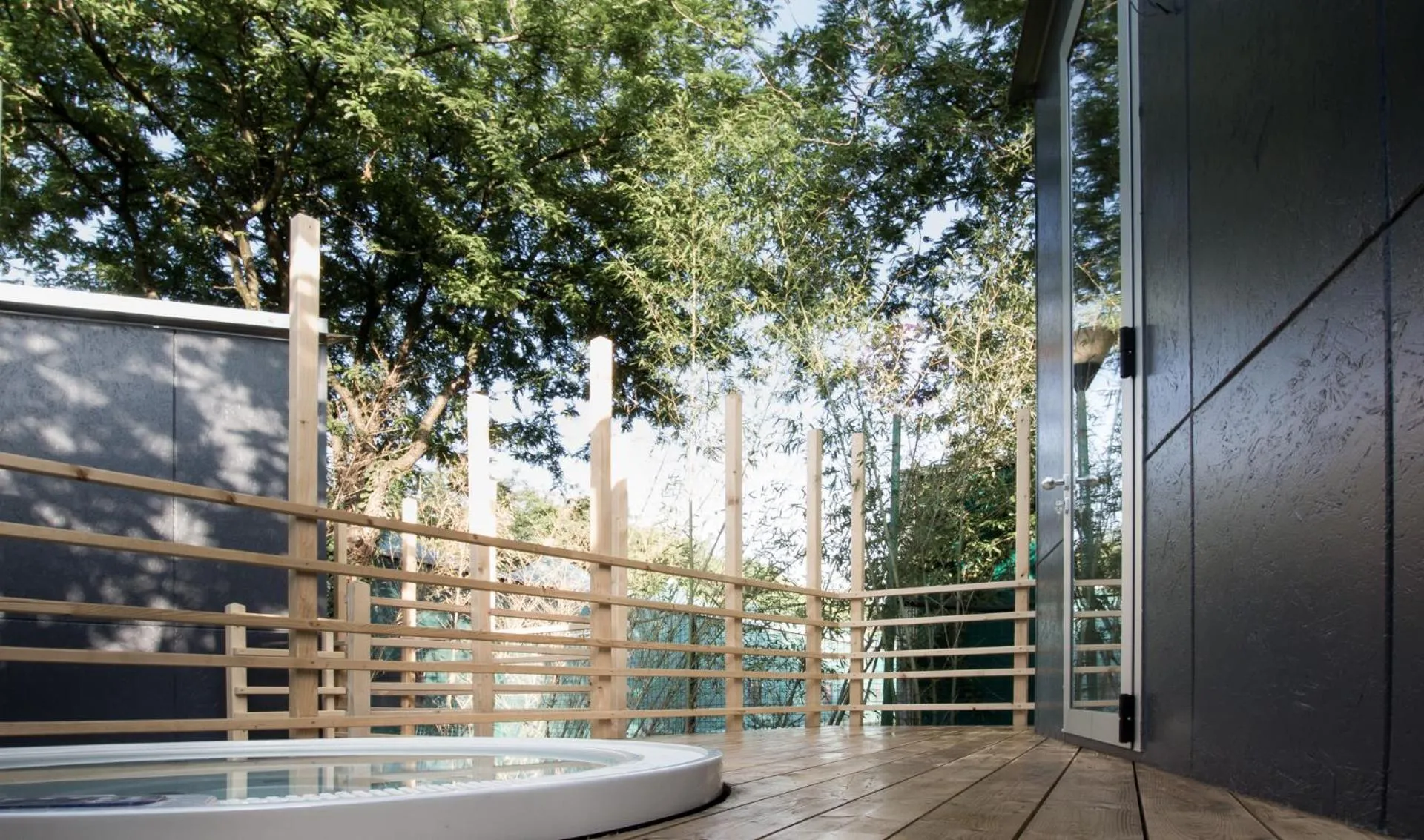 Deluxe Suite with Spa Bath in Ecosuite & SPA