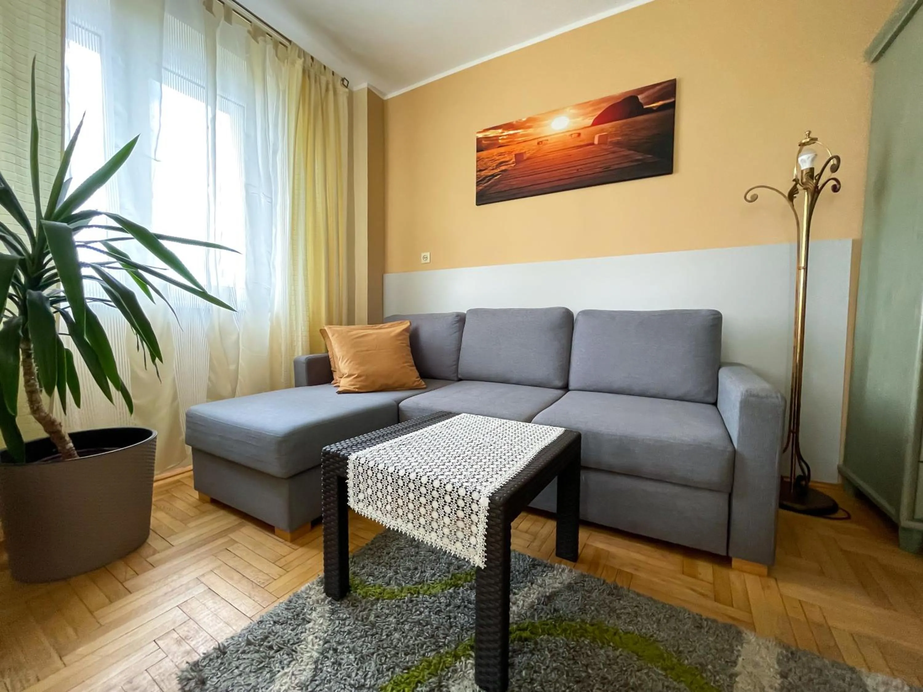 Seating area in Mister