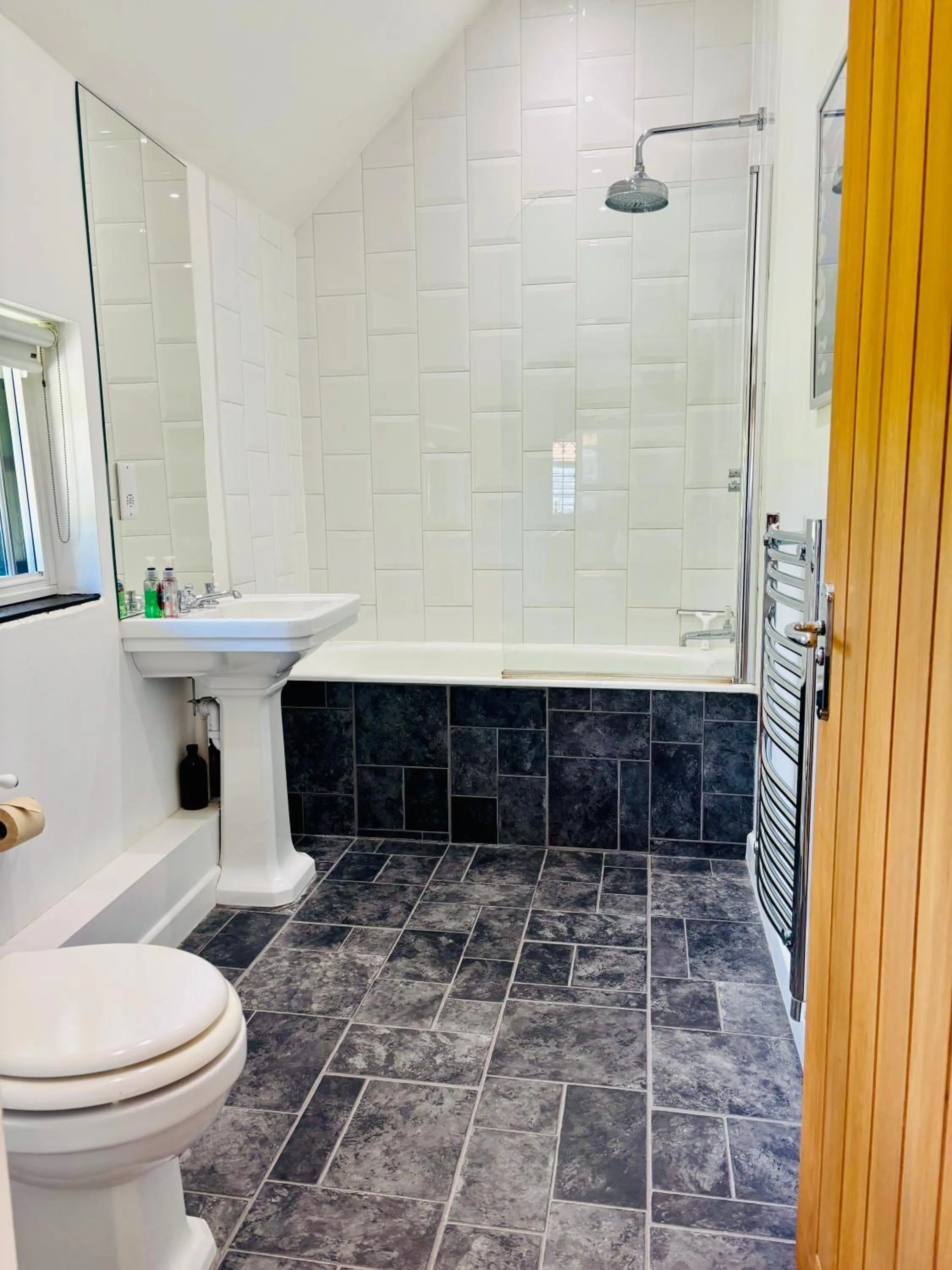 Bathroom in The Thatched Barn
