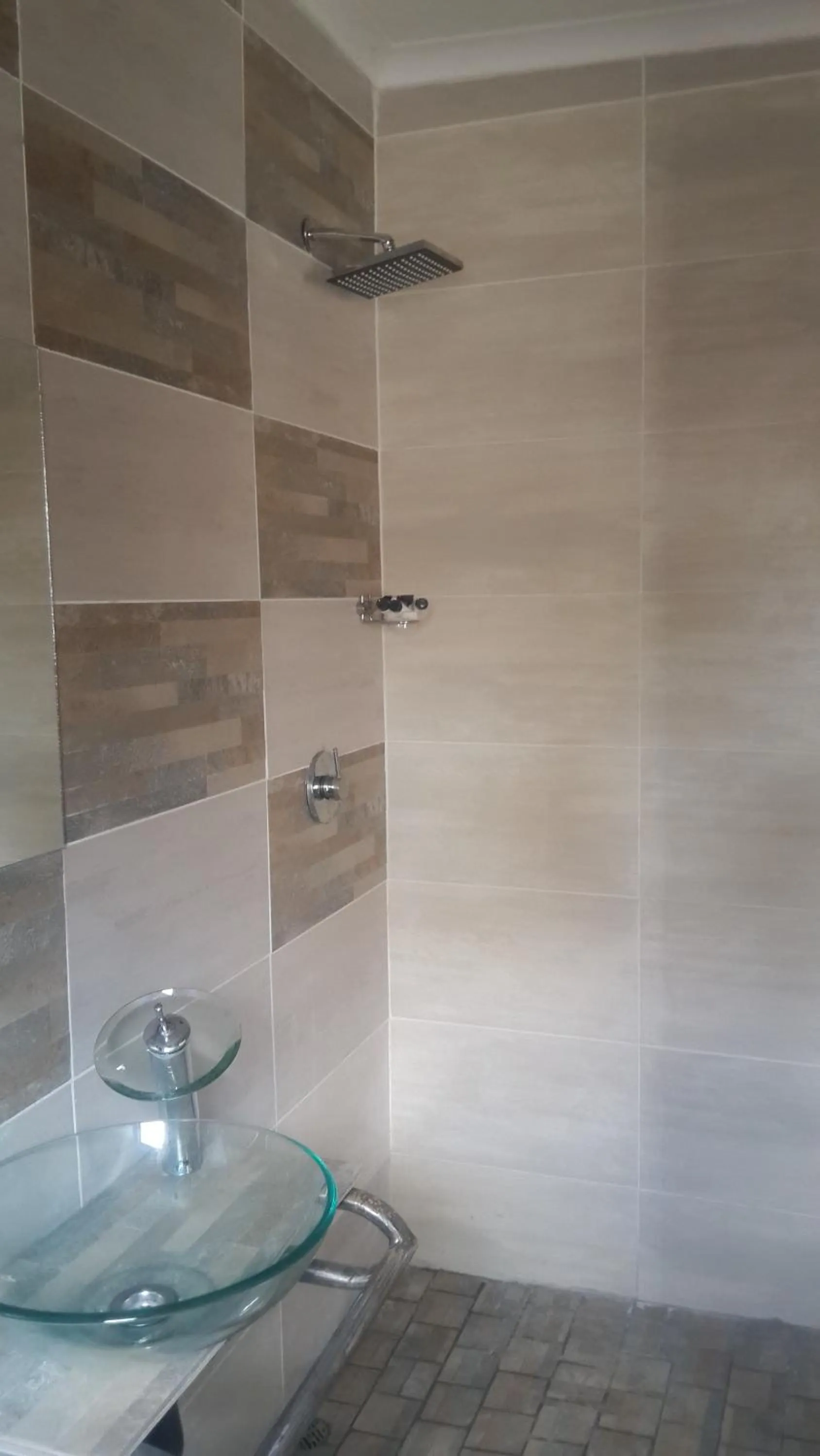 Bathroom in The New Mall Guesthouse