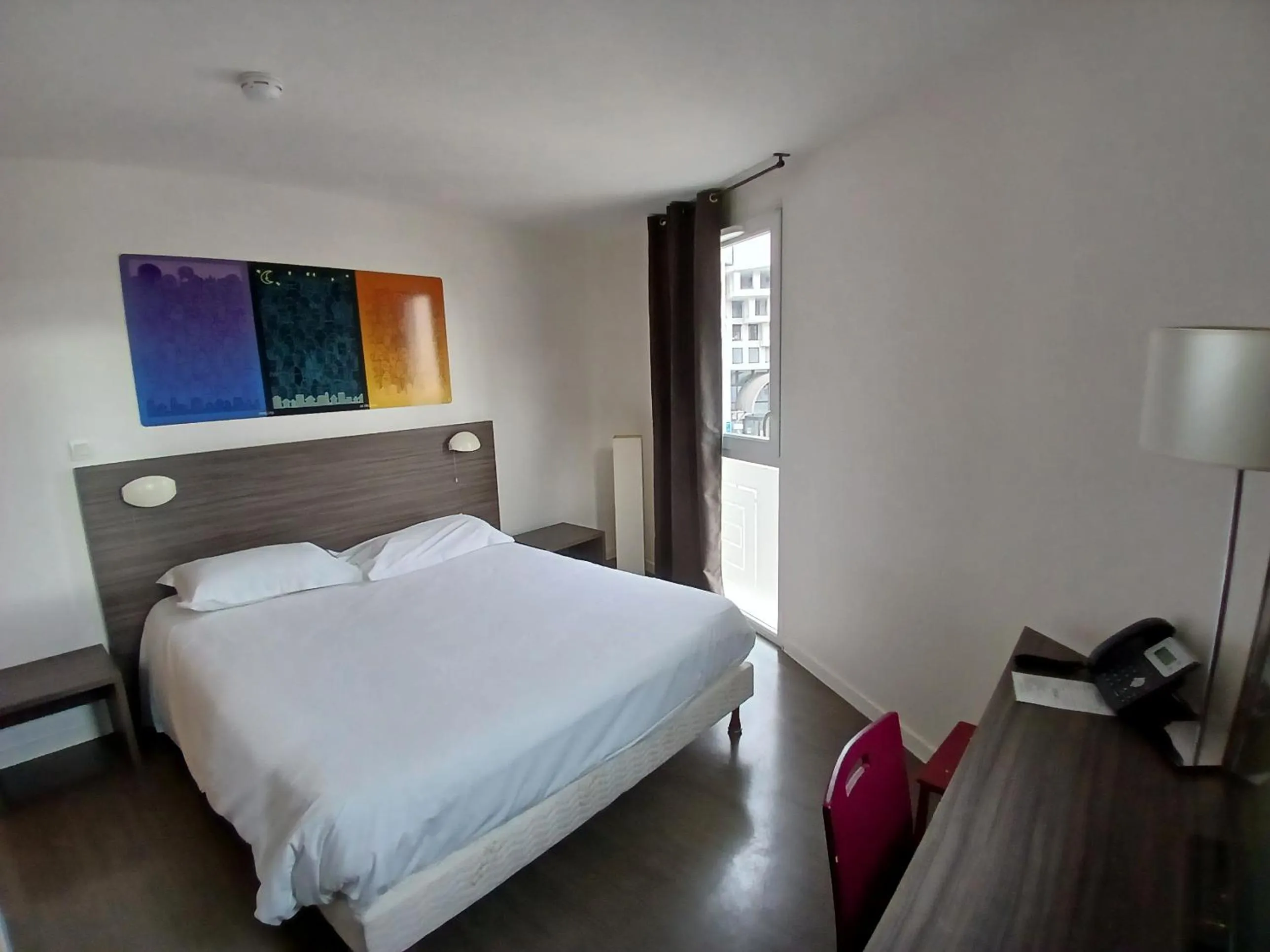 Bathroom, Bed in Appart’hôtel Hevea