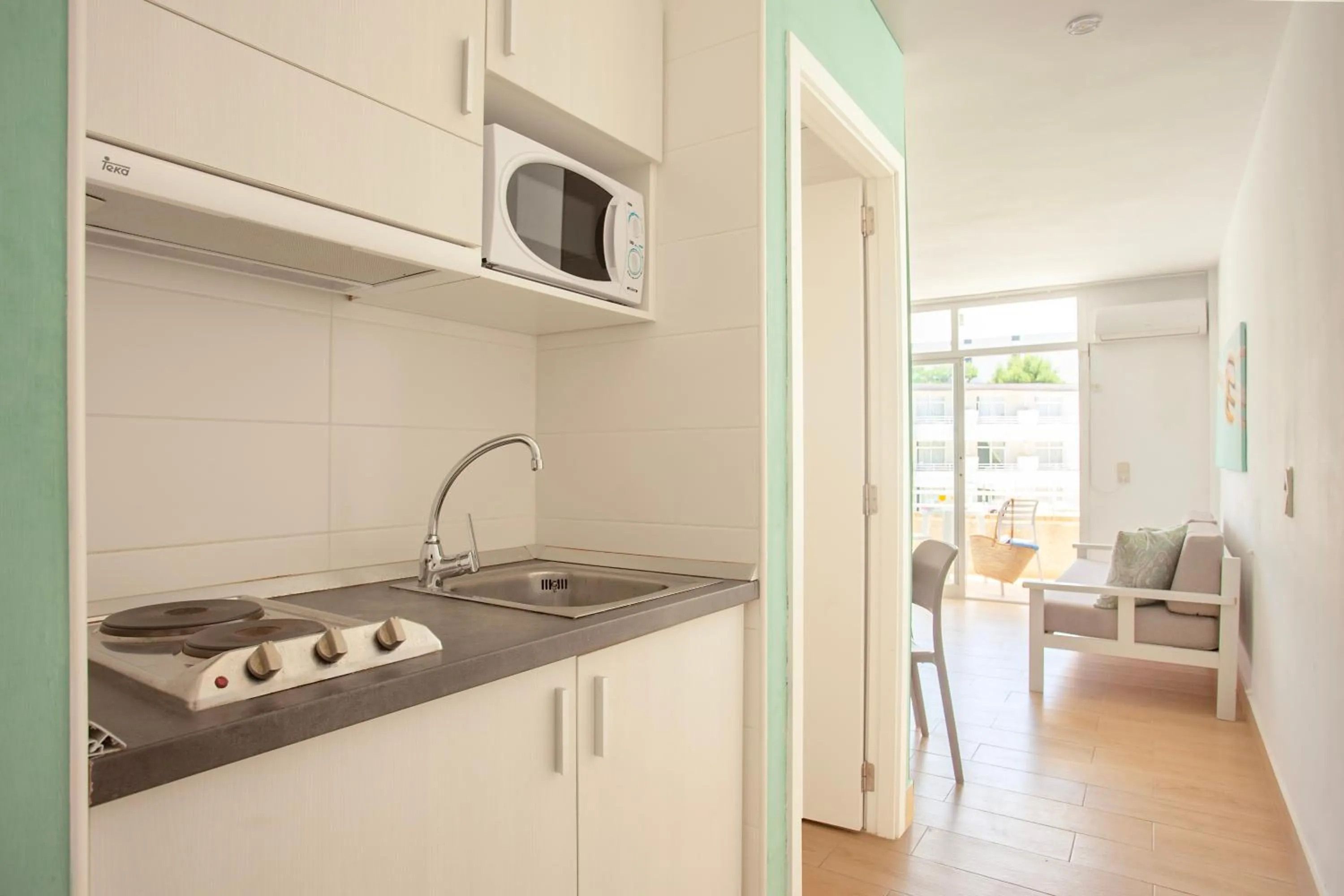 Dining area in BJ Apartamentos Club Sa Coma
