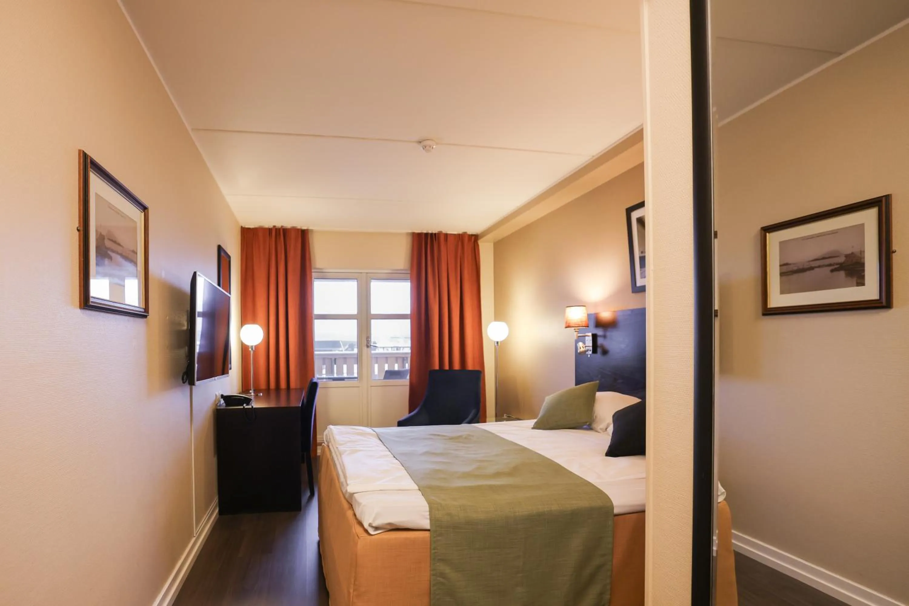 Bed in Quality Hotel Florø