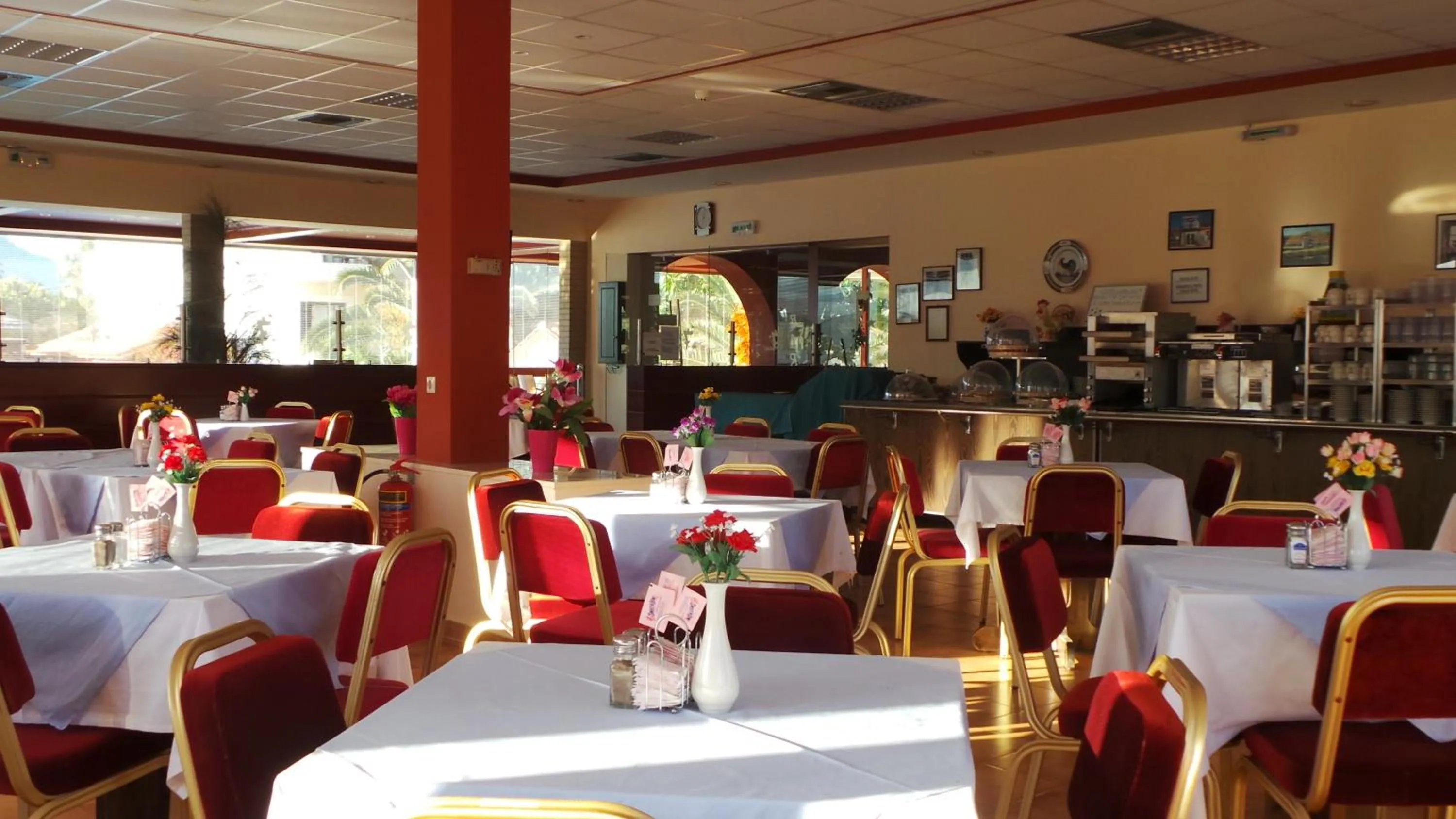 Restaurant/places to eat in Seven Stars