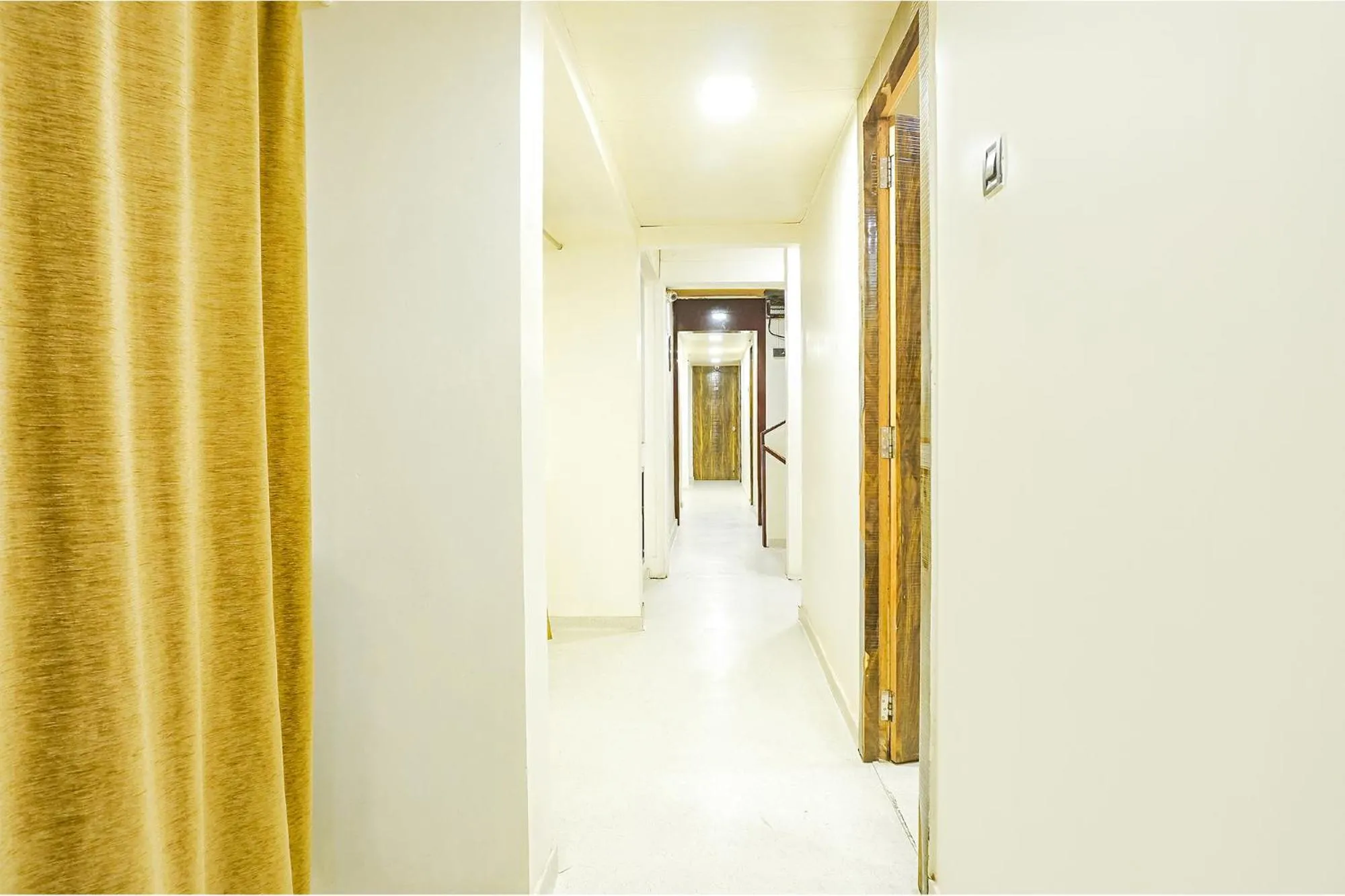 Lobby or reception in FabExpress Gargi Executive - Shaniwar wada