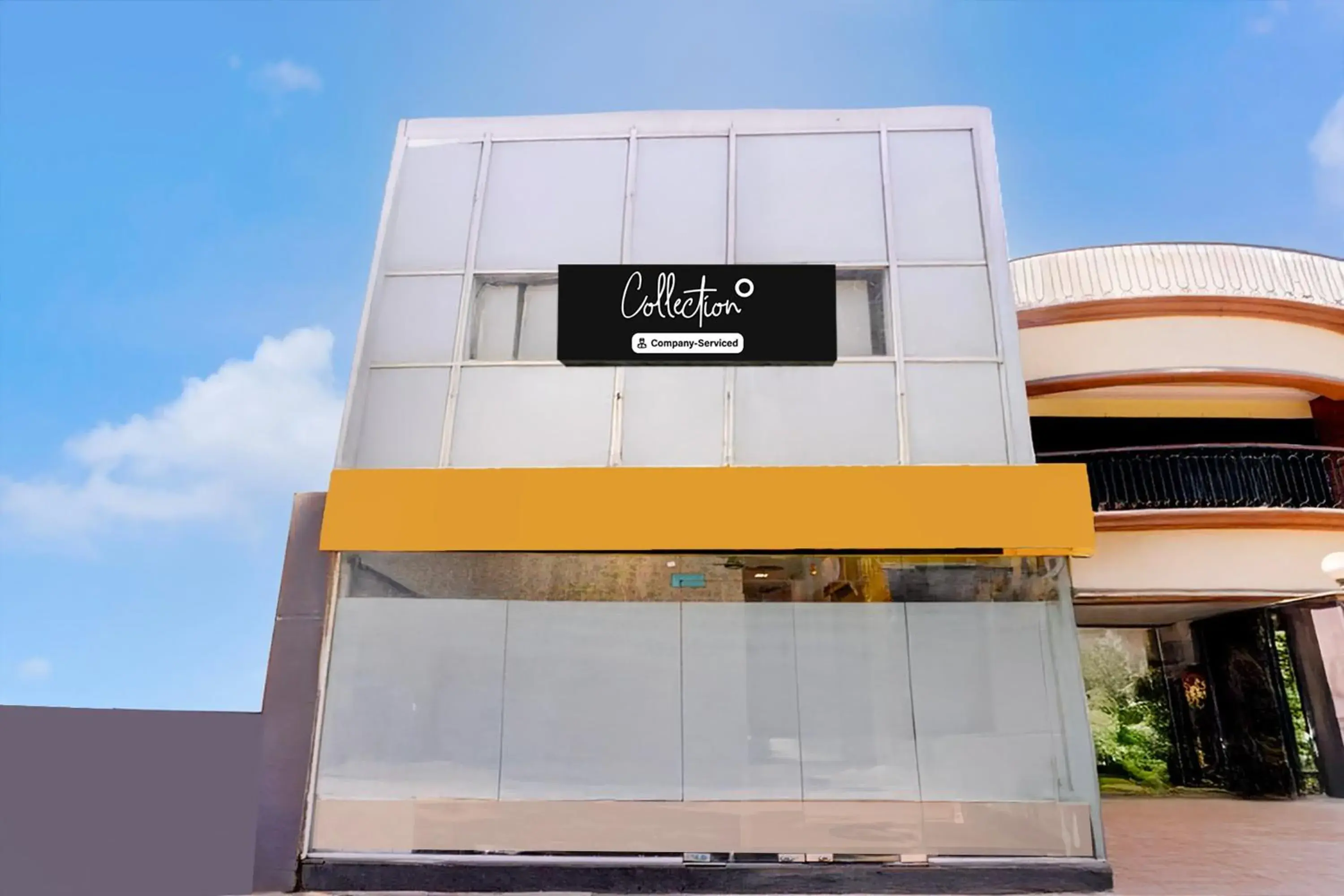 Collection O Andheri West Near KokilaBen Hospital Collection O Andheri West Near KokilaBen Hospital