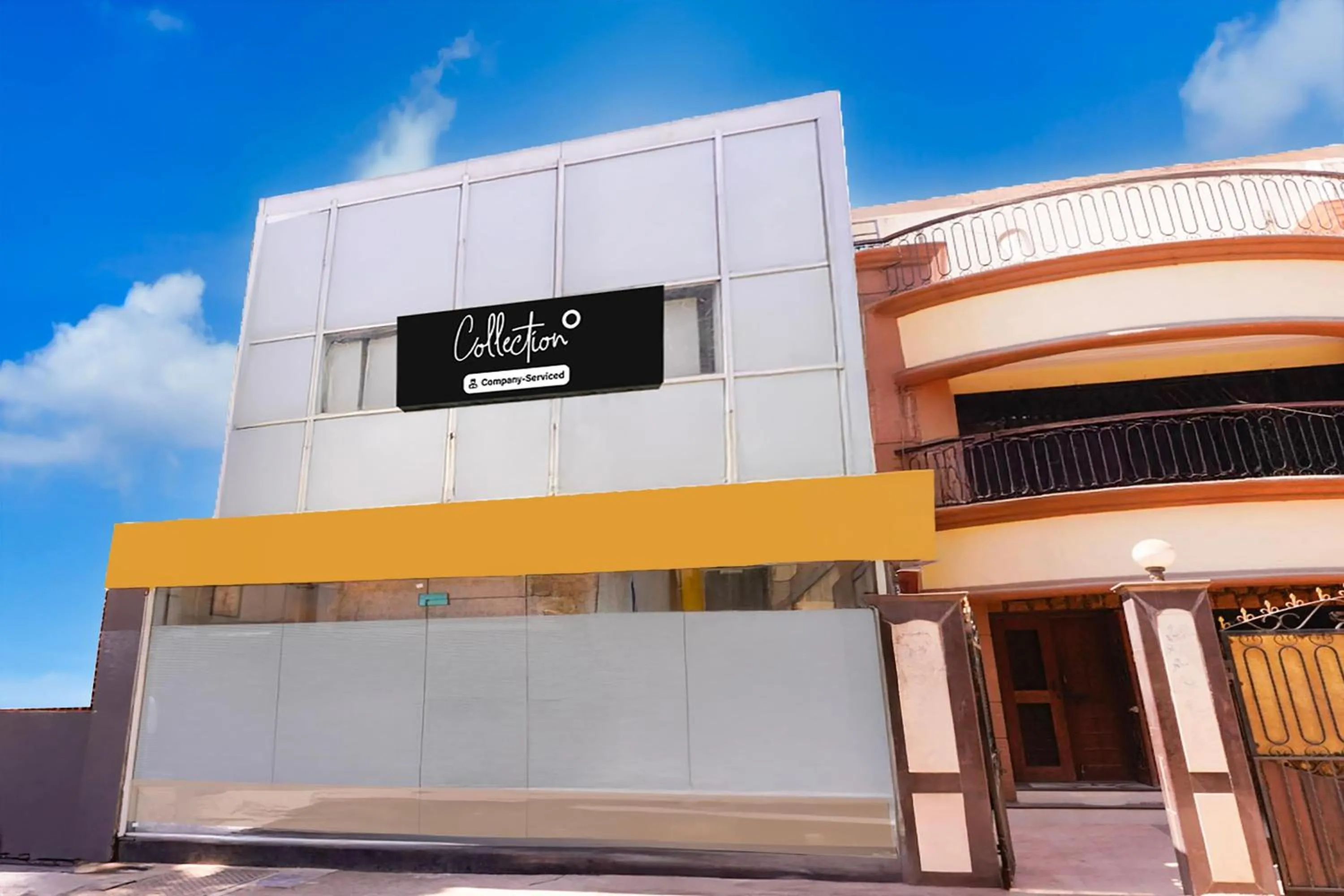 Facade/entrance in Collection O Andheri West Near KokilaBen Hospital