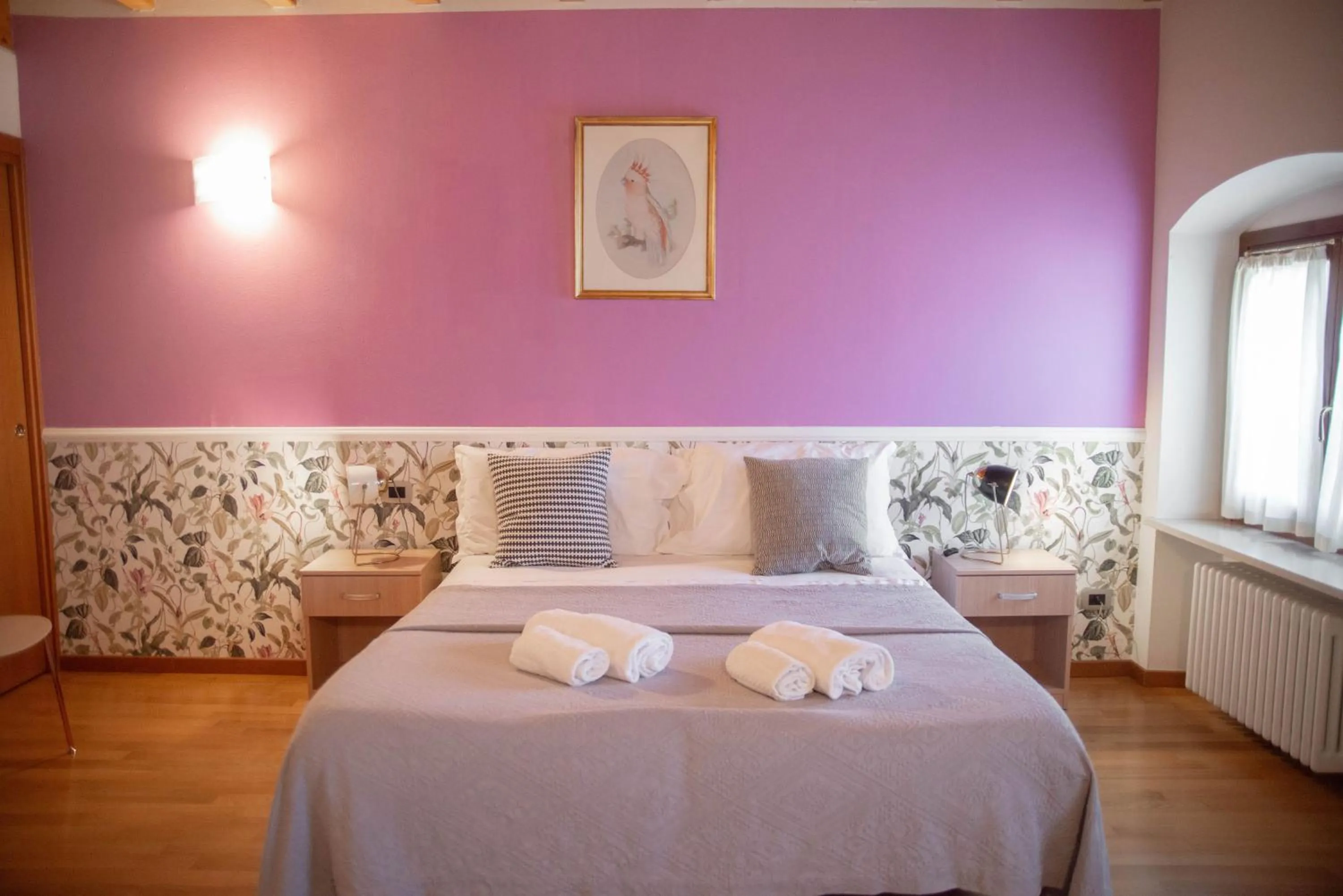 Bed in Pietra di Verona Residenza