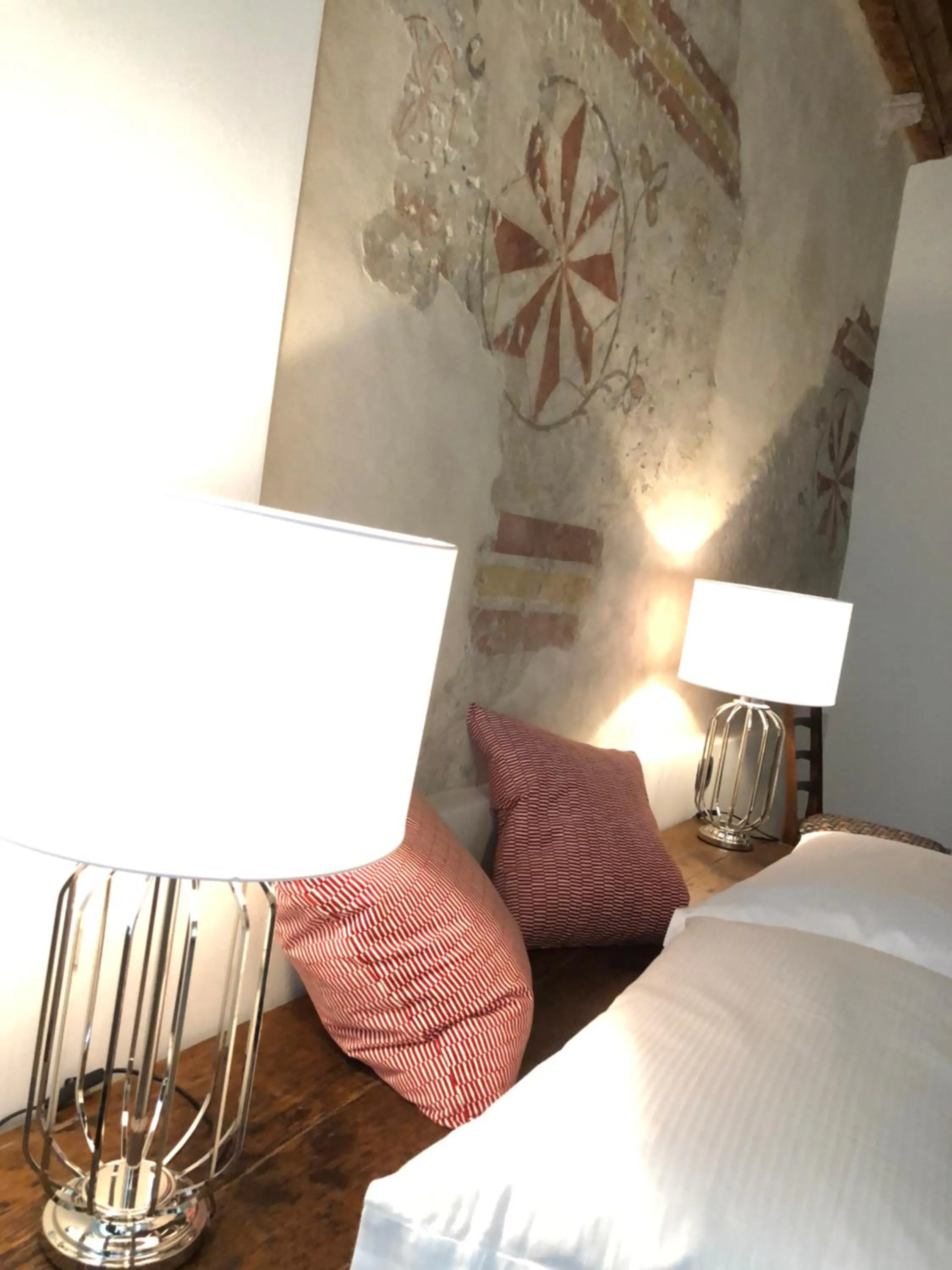 Bed in Pietra di Verona Residenza