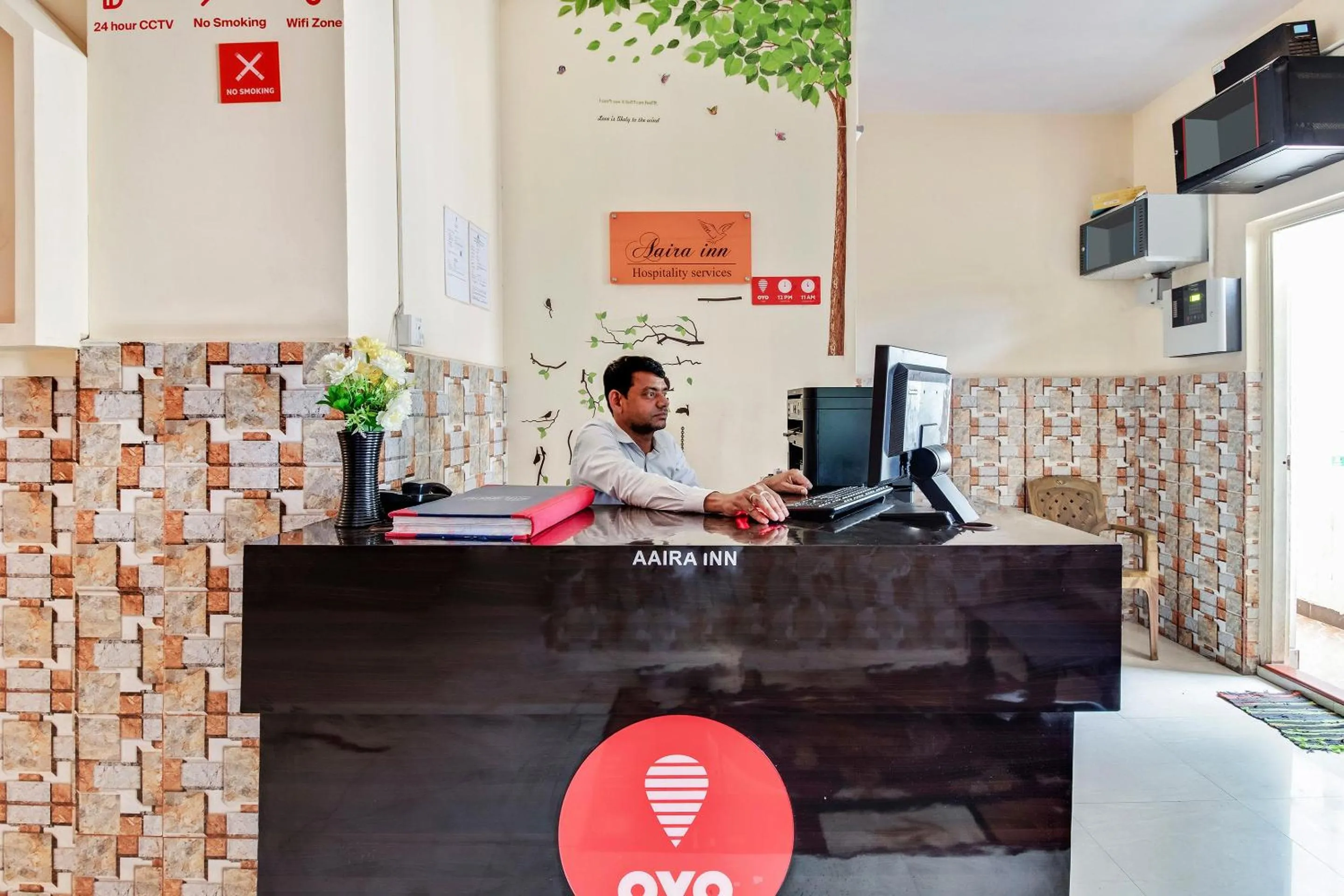 Lobby or reception in Hotel O Aaira Inn