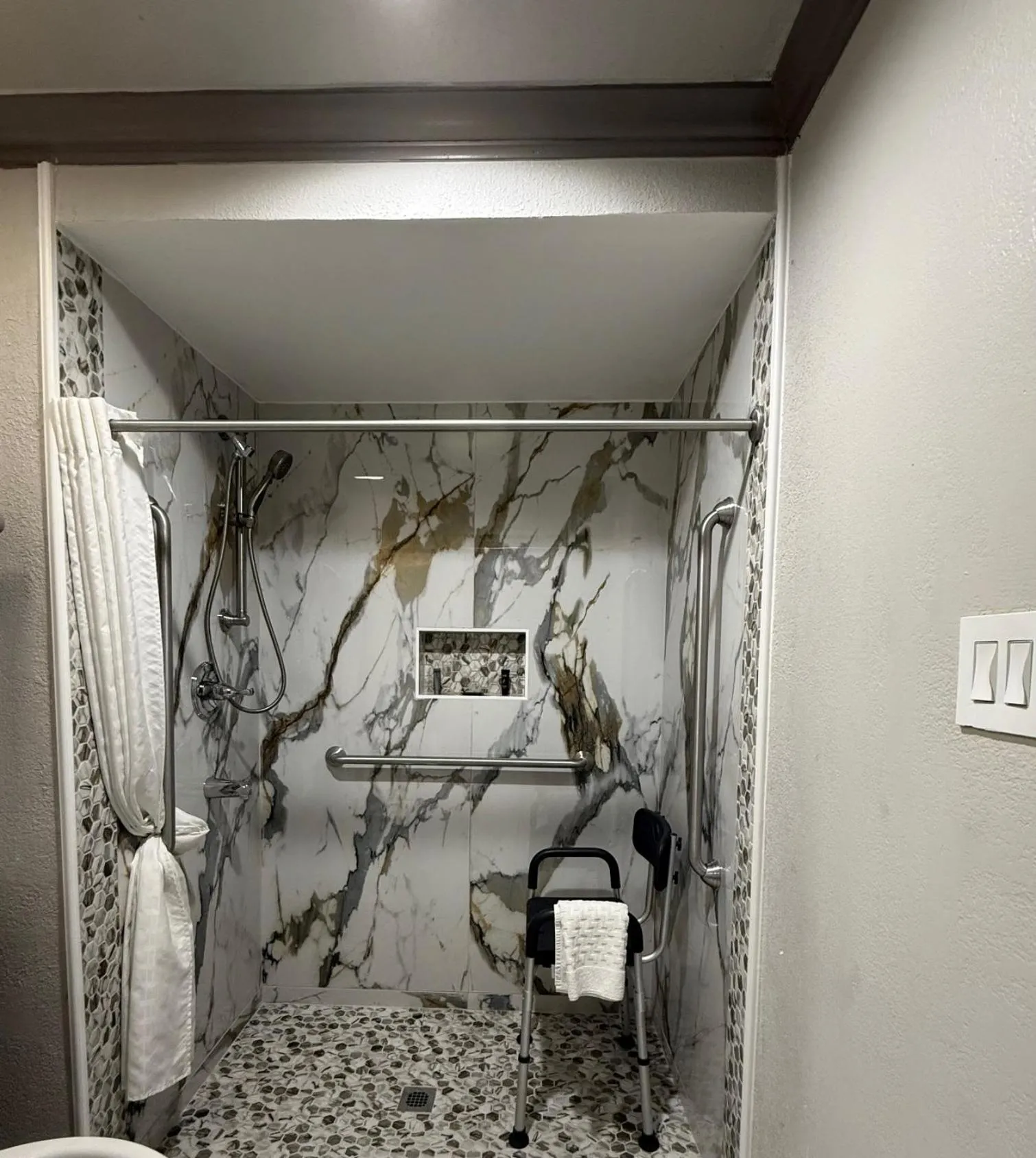 Shower in Americas Best Value Inn & Suites-Alvin/Houston