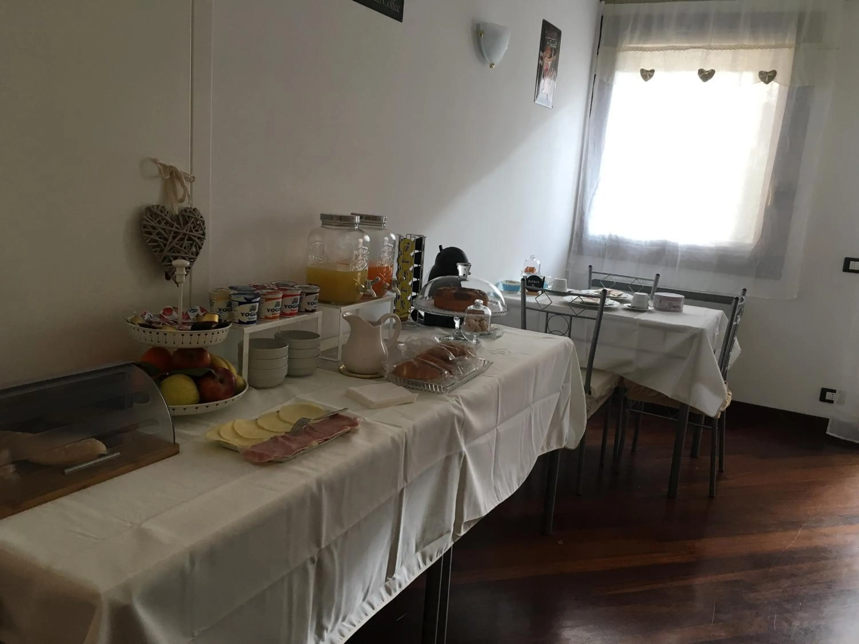 Food and drinks in Marisa B&B