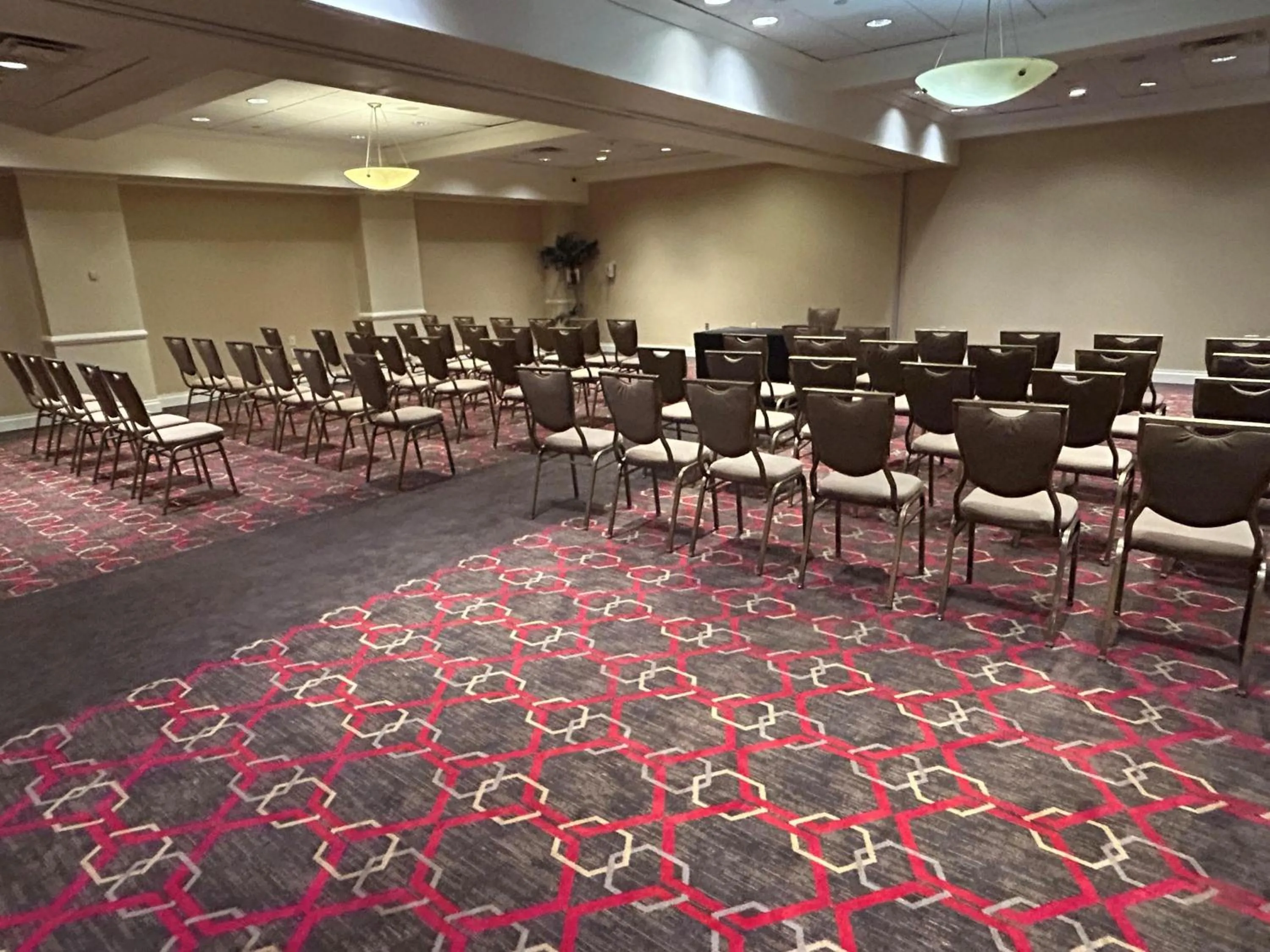 Meeting/conference room in Best Western Premier Plainview-Long Island Hotel