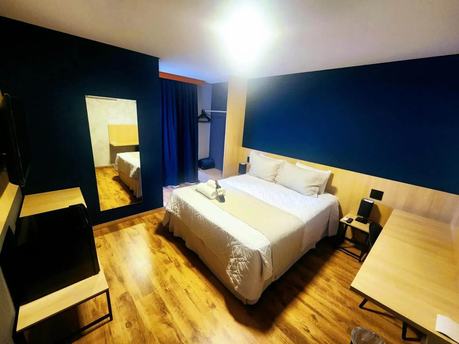 Bedroom, Bed in Minas Garden Hotel