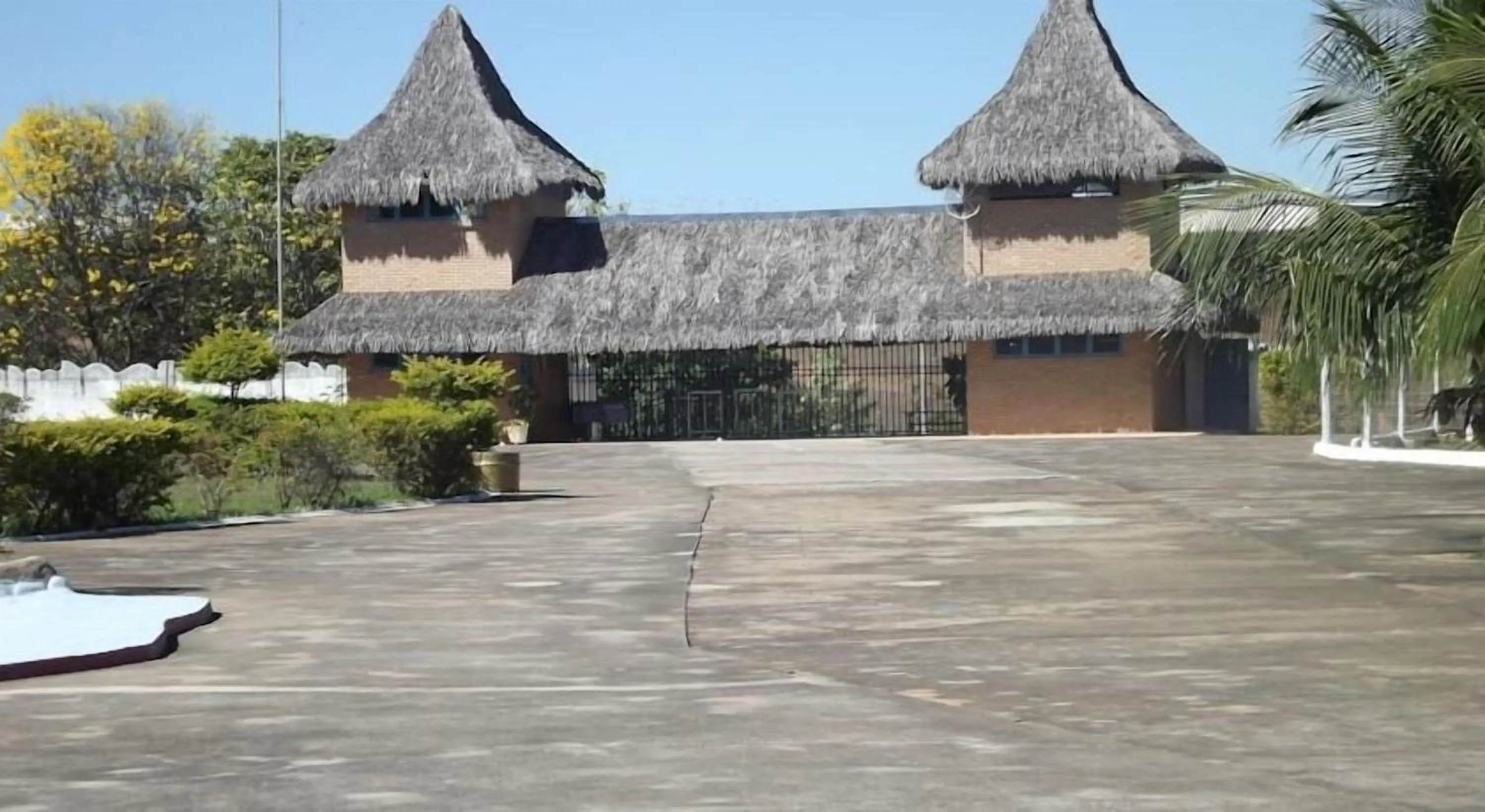 Facade/entrance in Verdes Vales Lazer Hotel