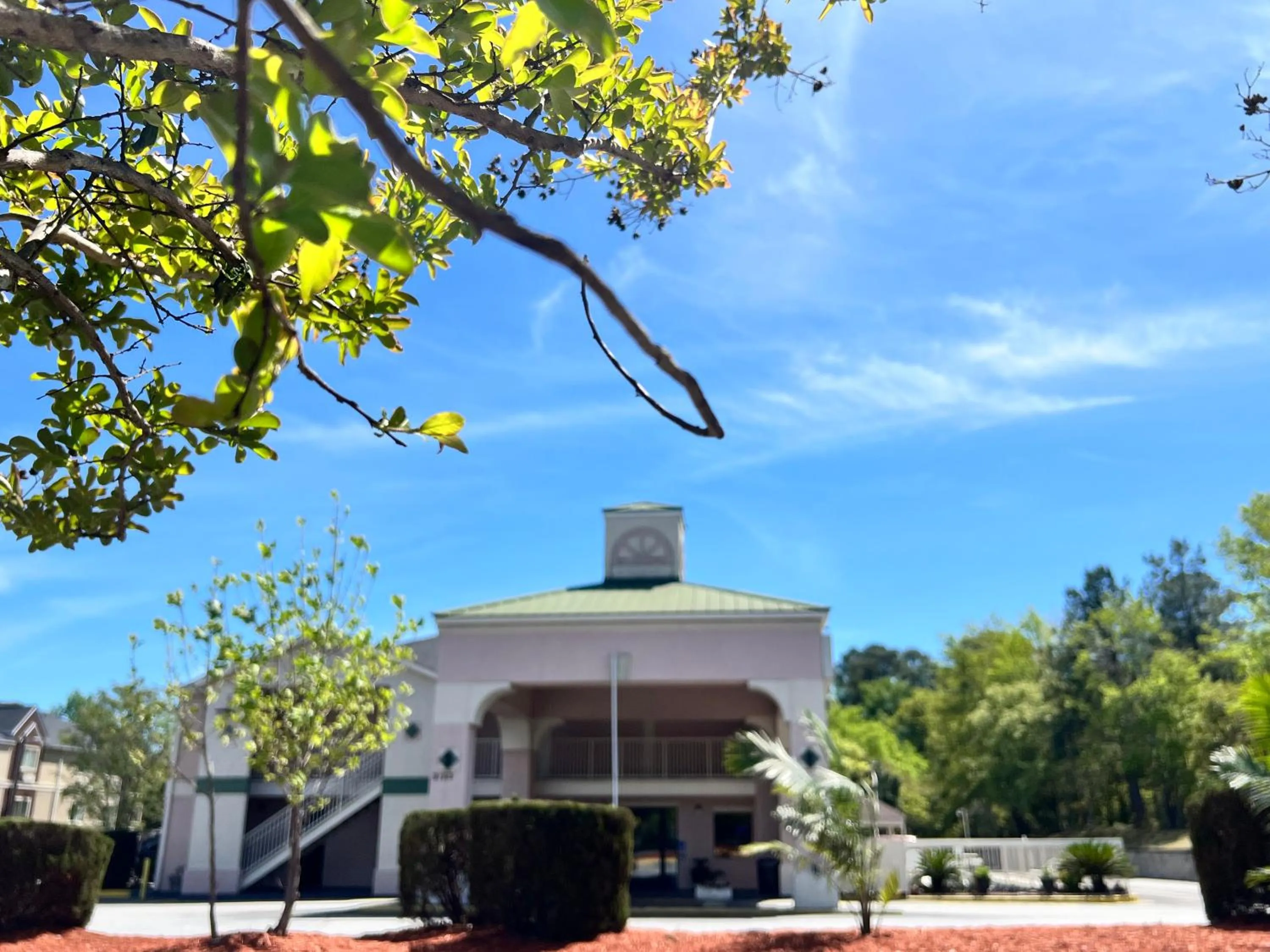 Property building in Country Hearth Inn & Suites Augusta