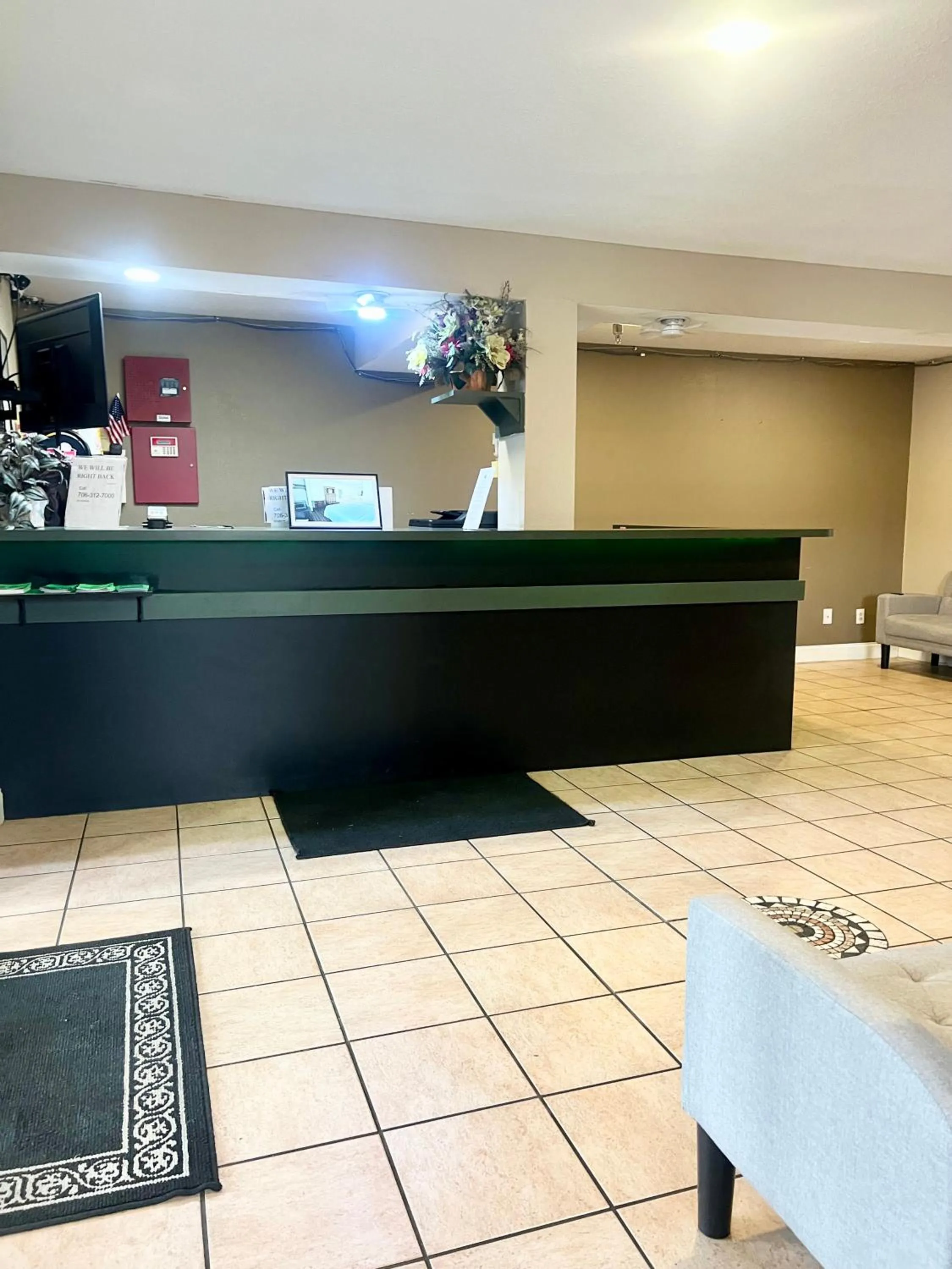 Country Hearth Inn & Suites Augusta