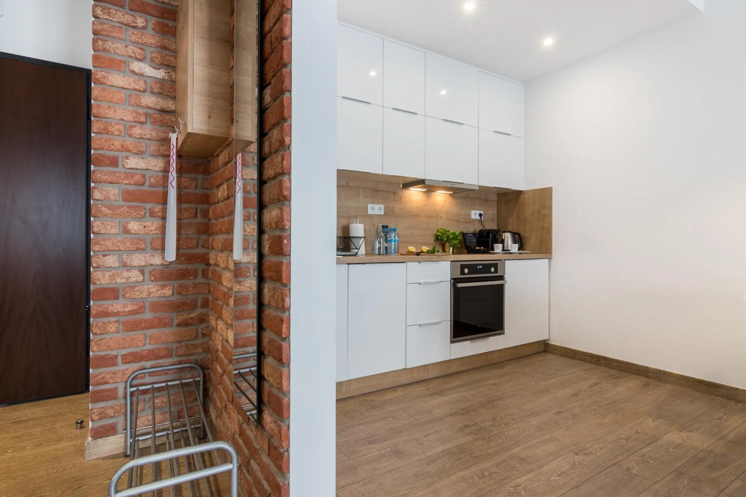 Coffee/tea facilities in Browar Lubicz Residence