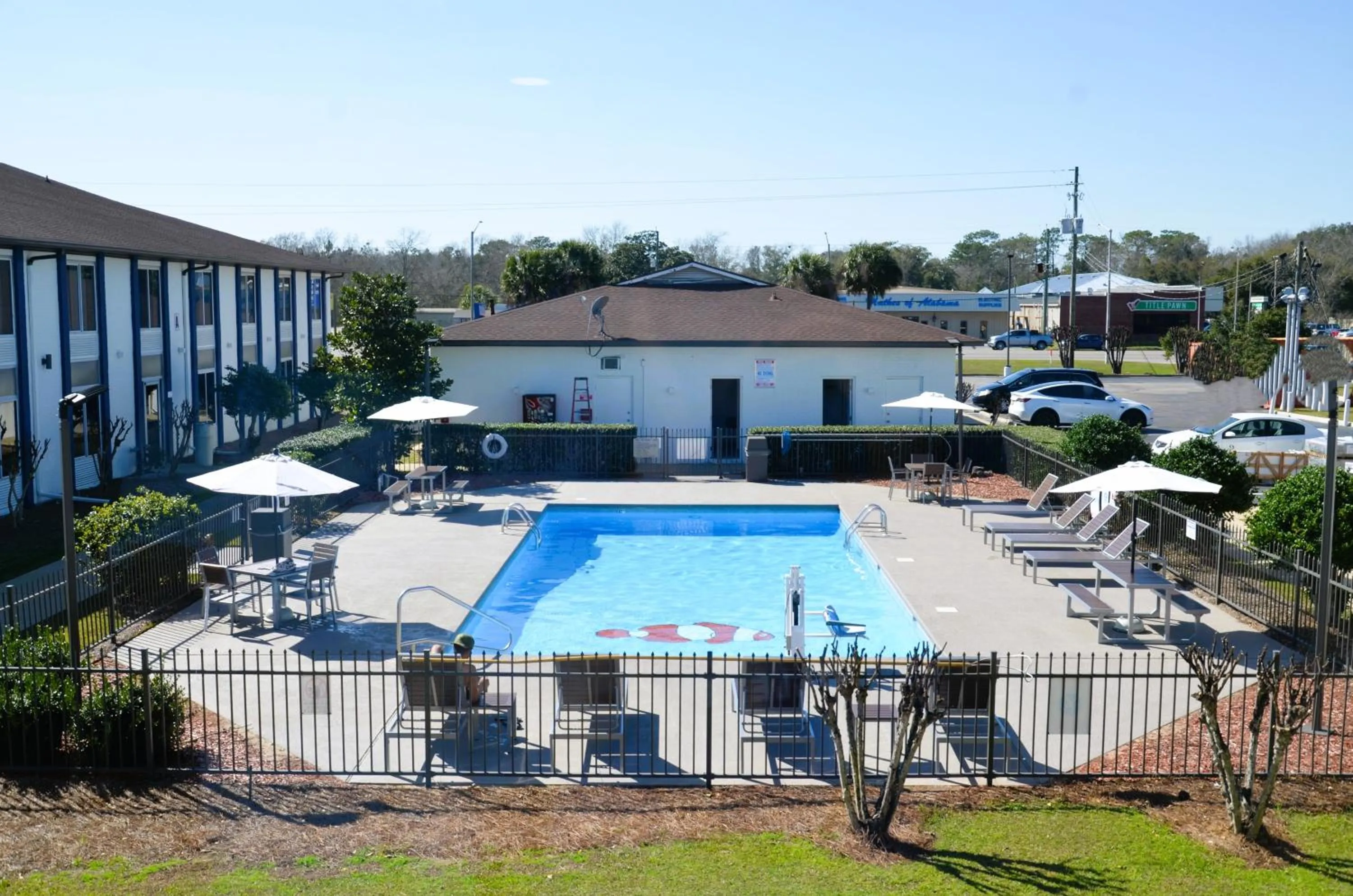 Pool view in Americas Best Value Inn & Suites-Foley