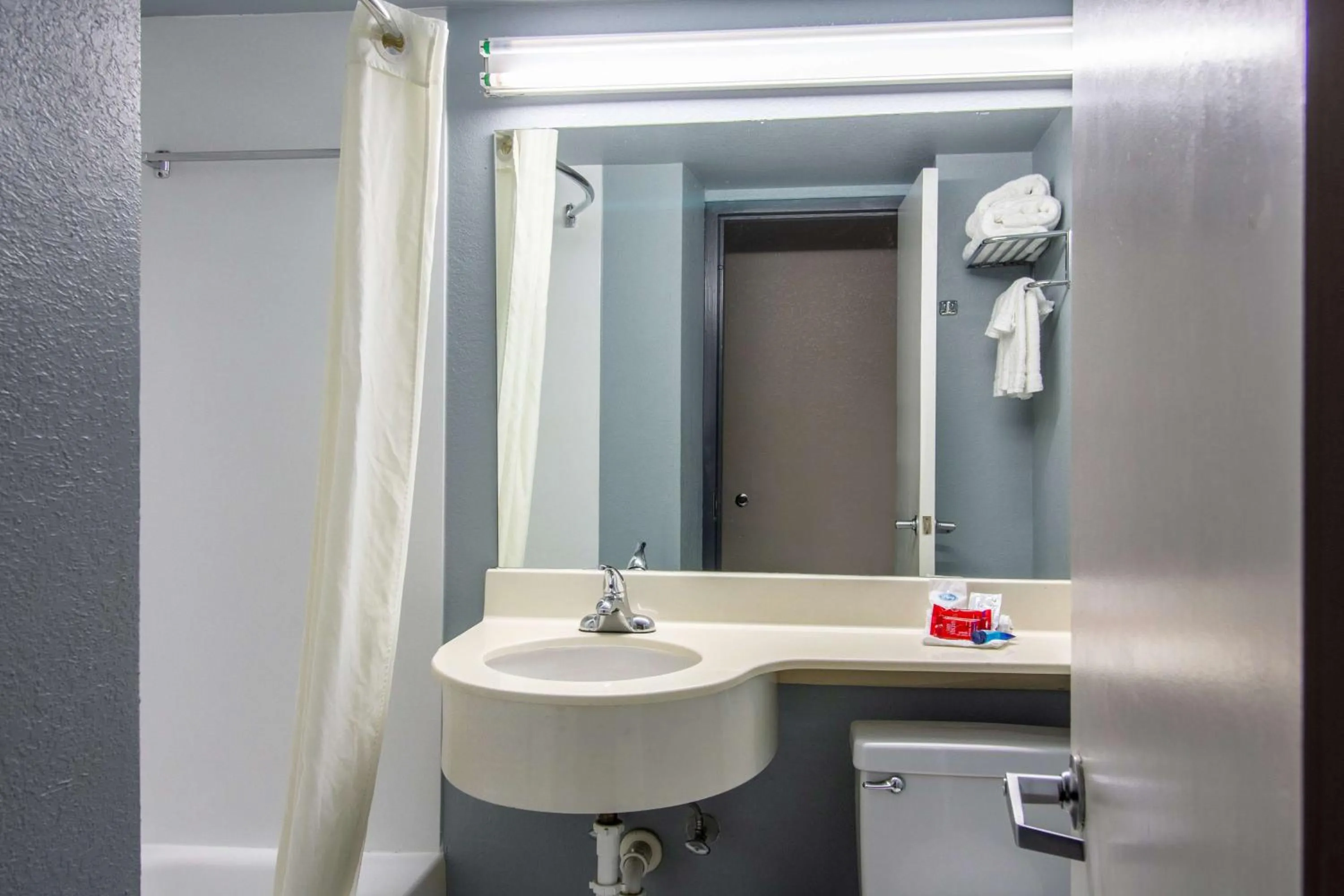 Bathroom in SureStay Plus Hotel by Best Western Houston Medical Center