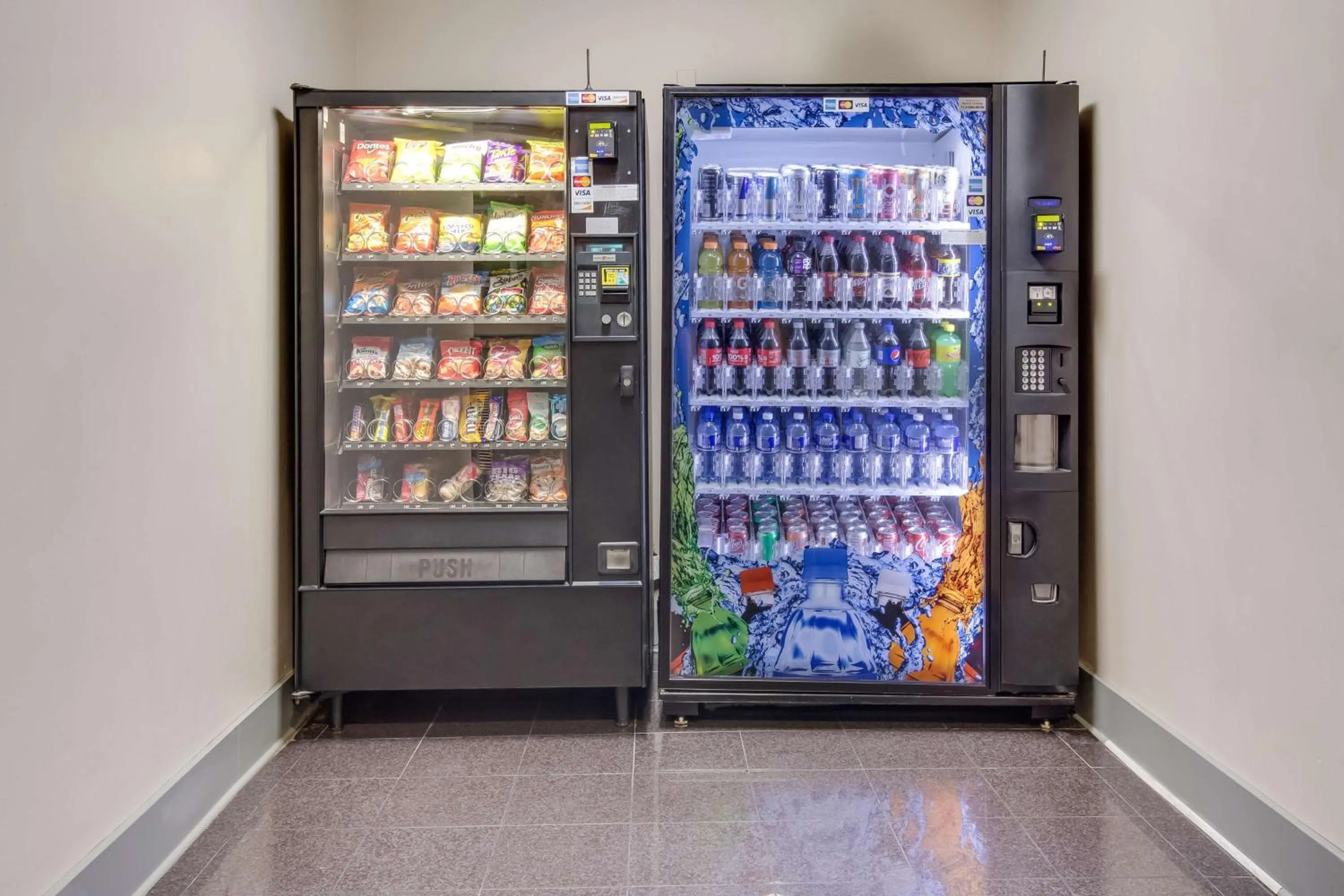 Property building in SureStay Plus Hotel by Best Western Houston Medical Center