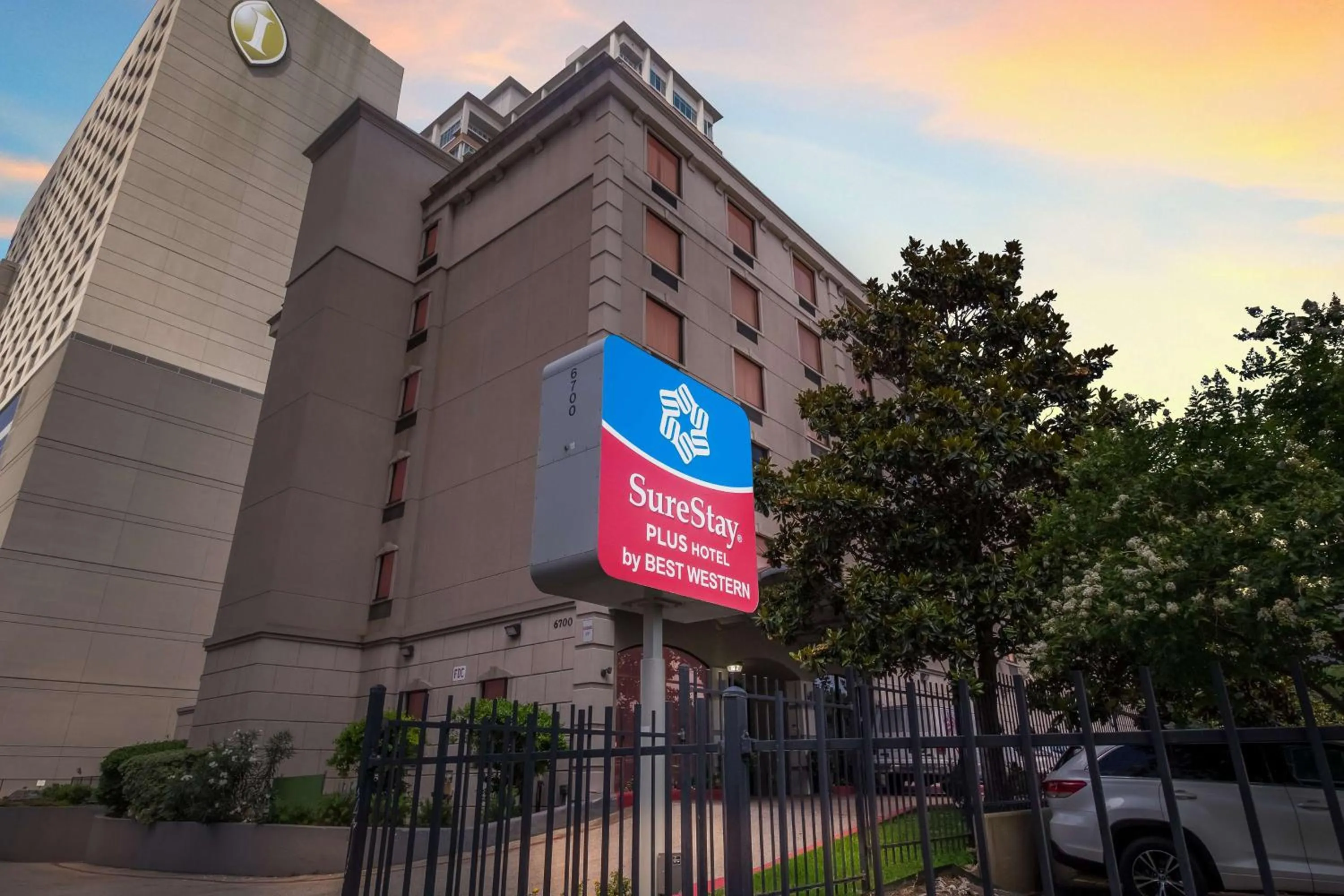 Property building in SureStay Plus Hotel by Best Western Houston Medical Center
