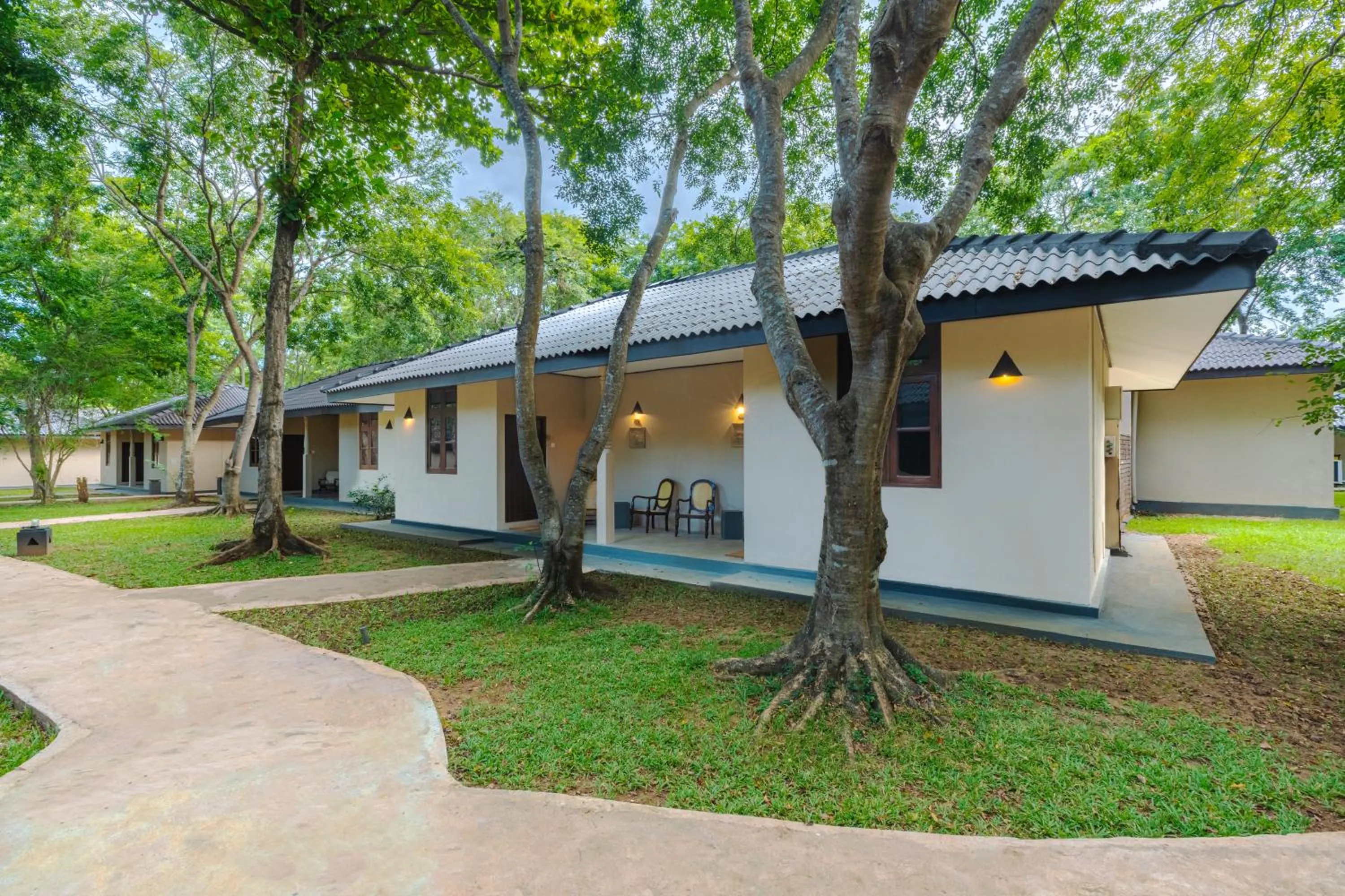 Property building in Kassapa Lions Rock