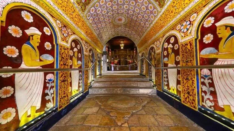 Nearby landmark in Kassapa Lions Rock