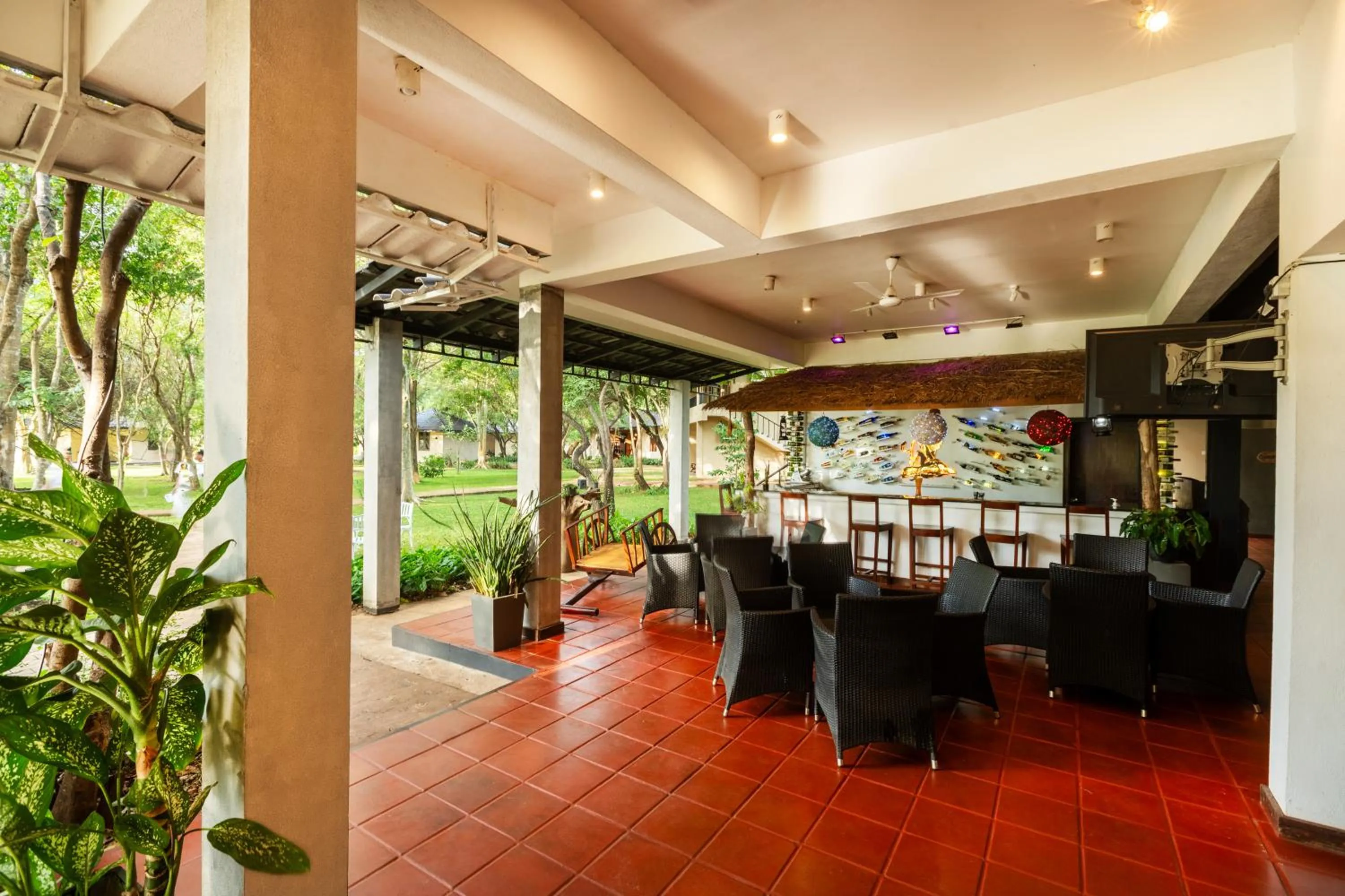 Restaurant/places to eat in Kassapa Lions Rock