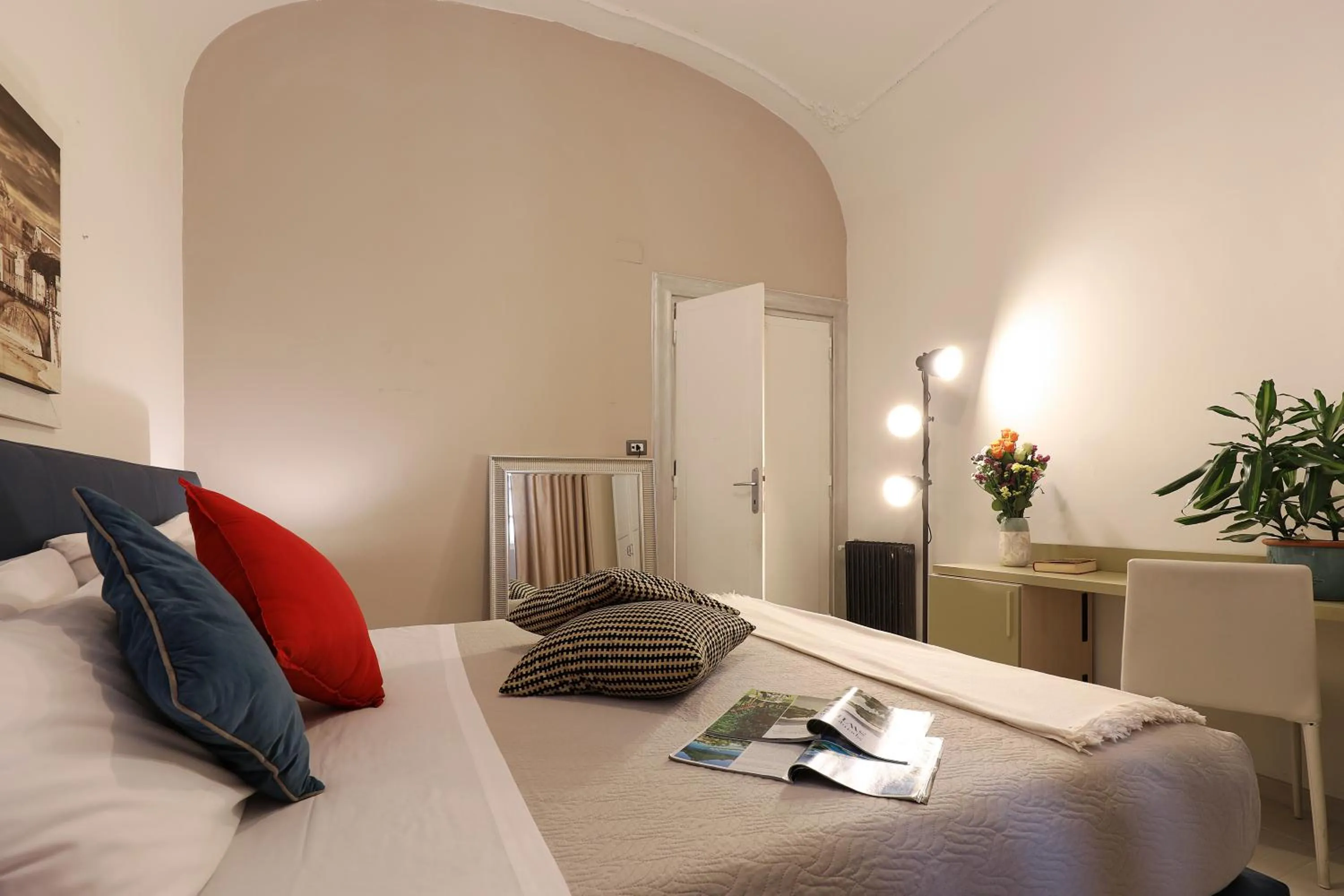 Bed in Grand Tour Rome Apartment - Liberty Collection