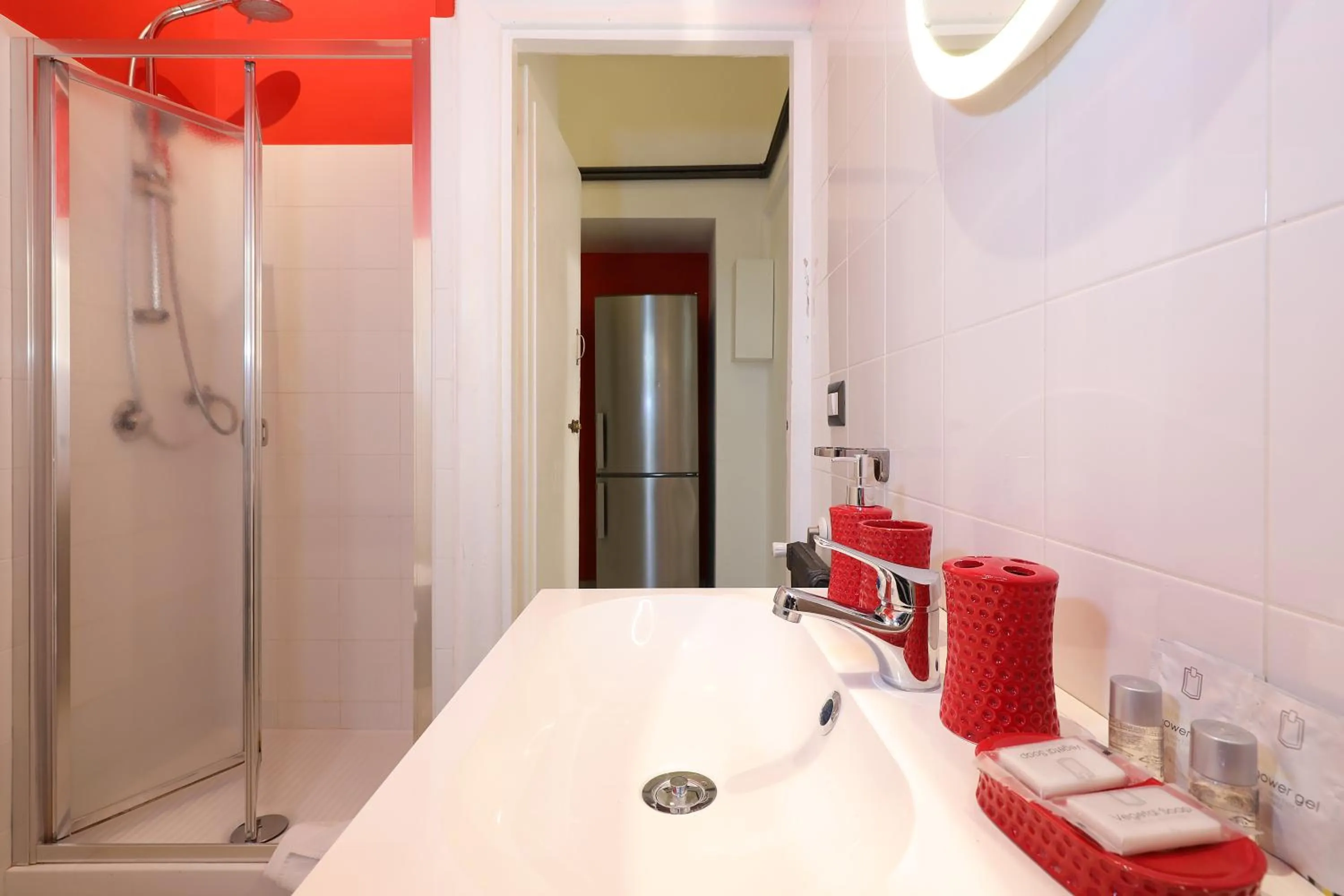 Toilet in Grand Tour Rome Apartment - Liberty Collection