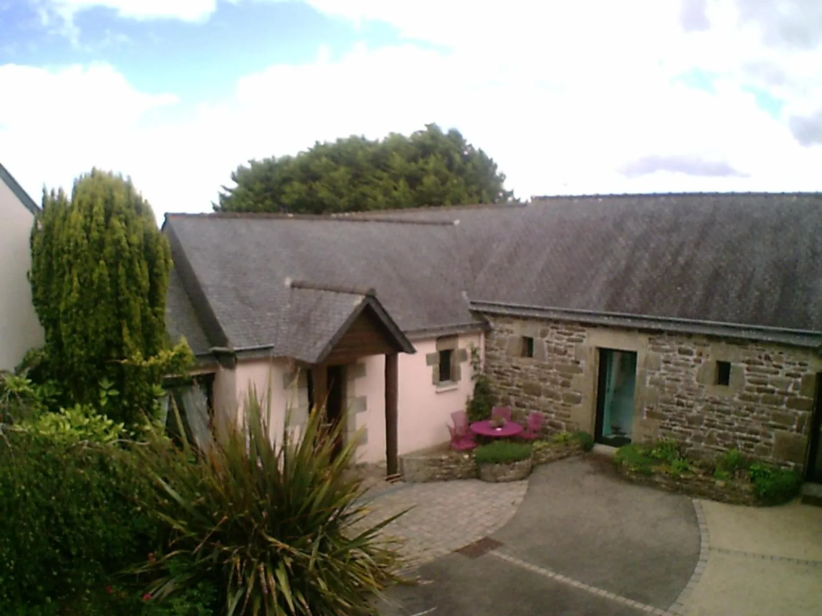Facade/entrance in Chez Herveline Le Fer - Chambres et table d'hôtes