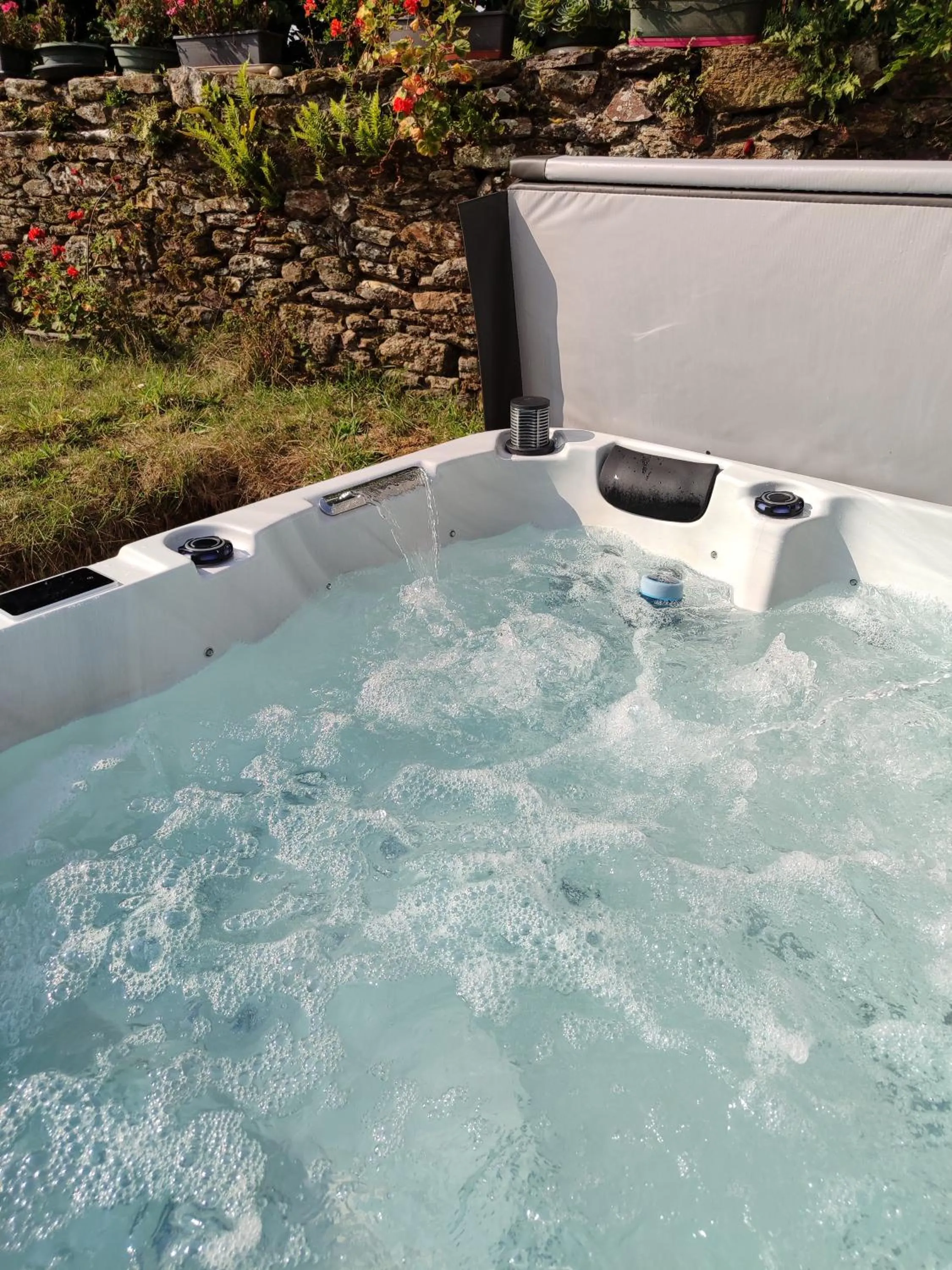 Spa and wellness centre/facilities in Chez Herveline Le Fer - Chambres et table d'hôtes