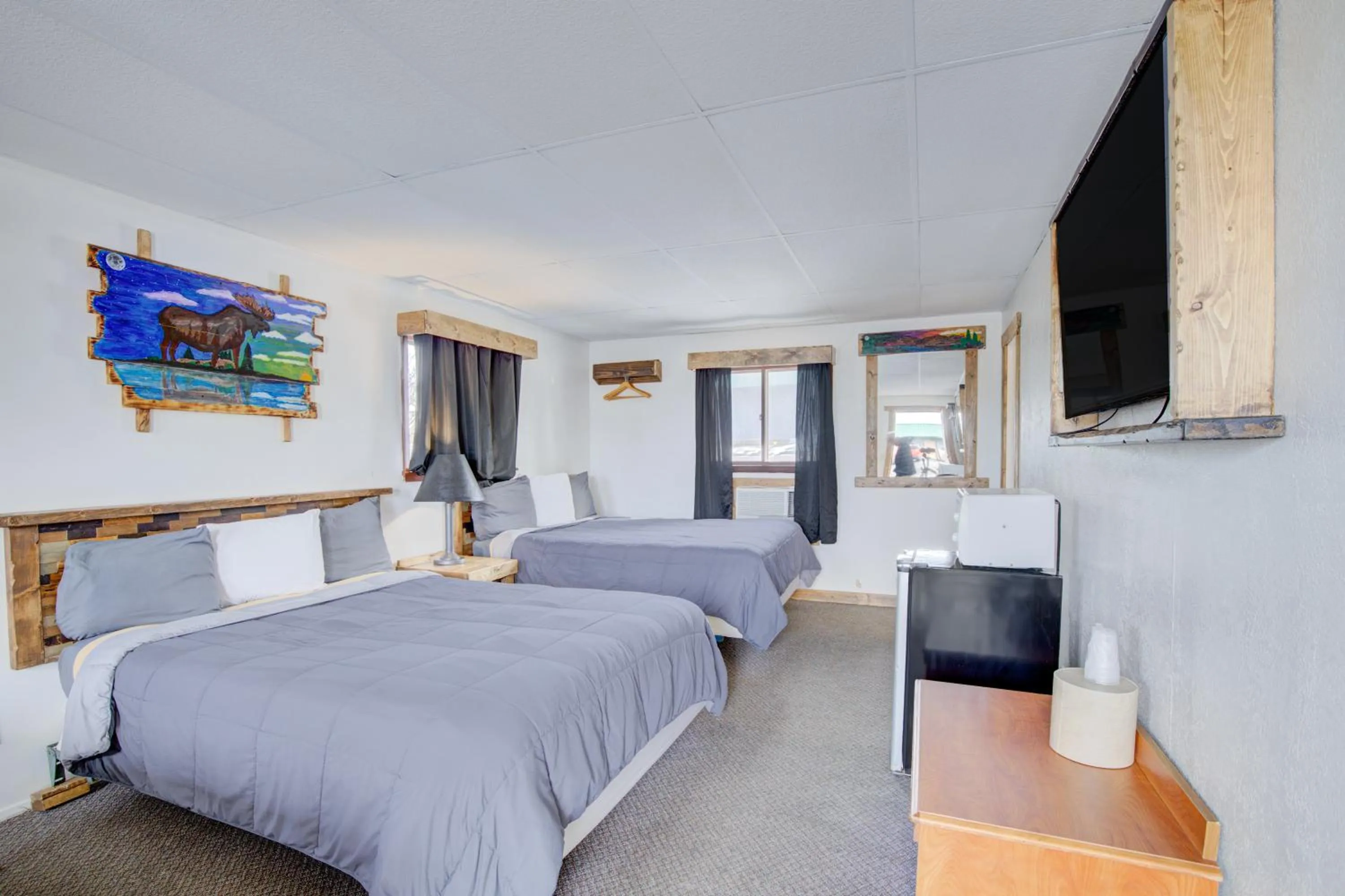 Bedroom, Bed in Bel Aire Motel Chamberlain Near Missouri River I 90