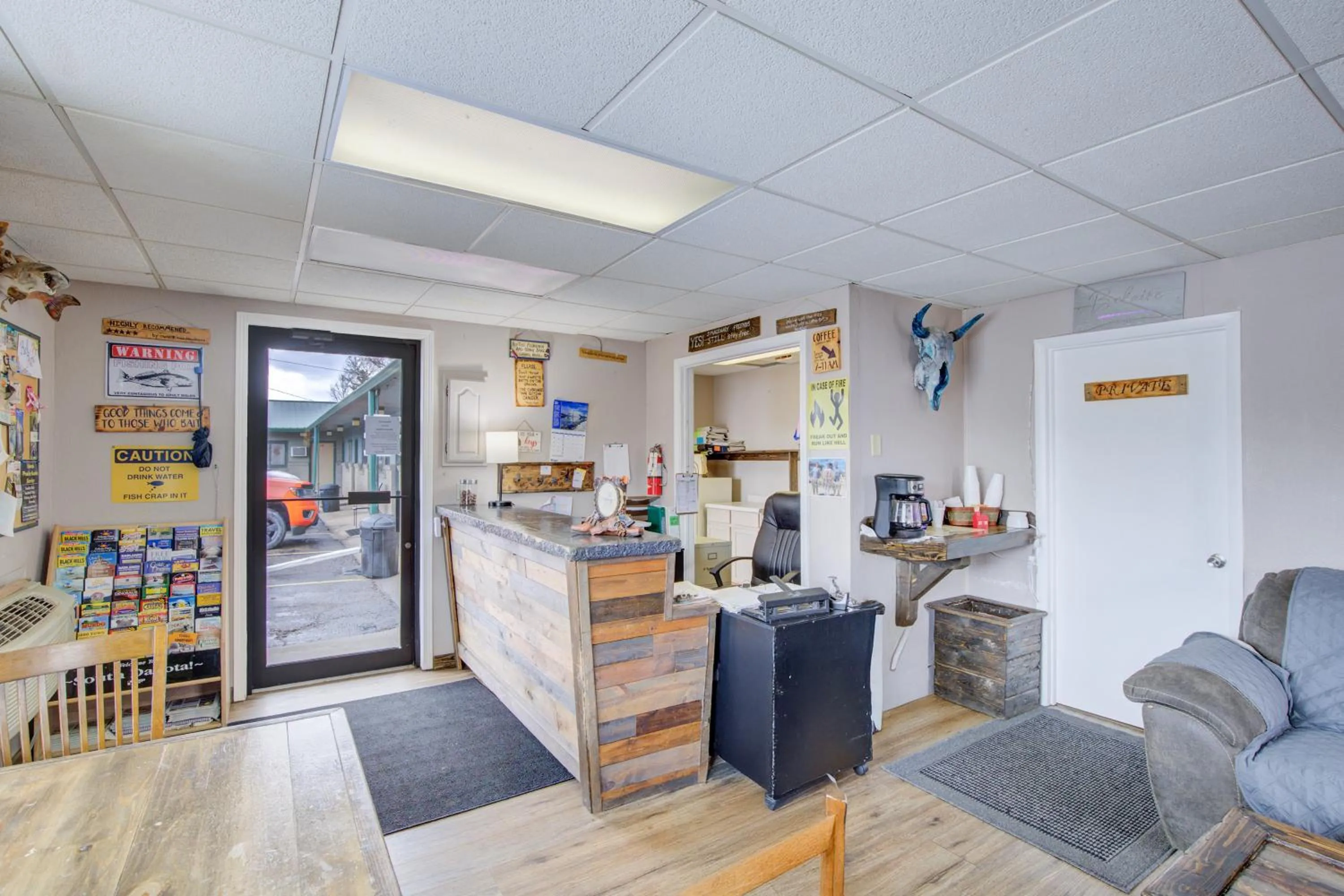 Lobby or reception in Bel Aire Motel Chamberlain Near Missouri River I 90