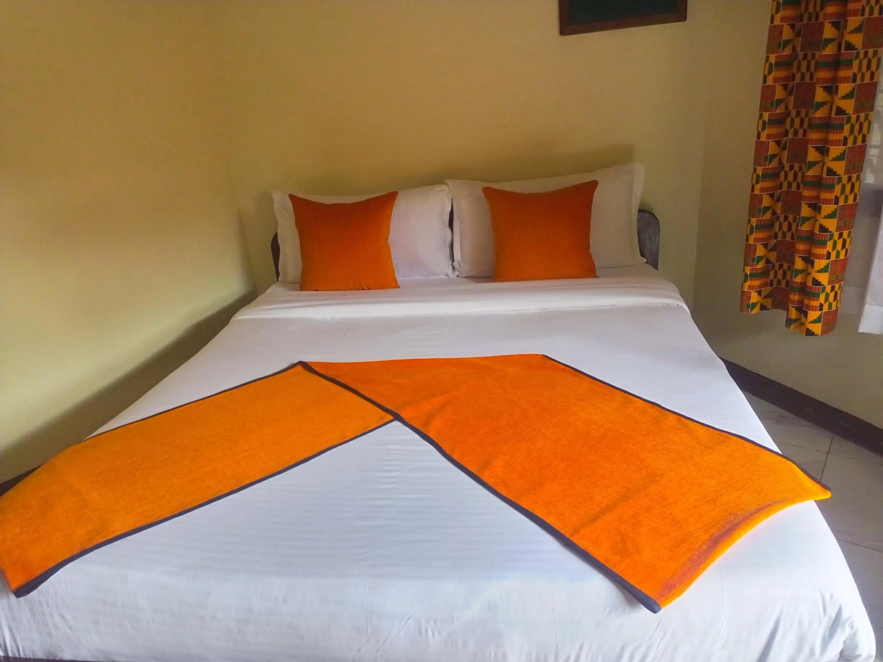 Bed in New Court View Hotel