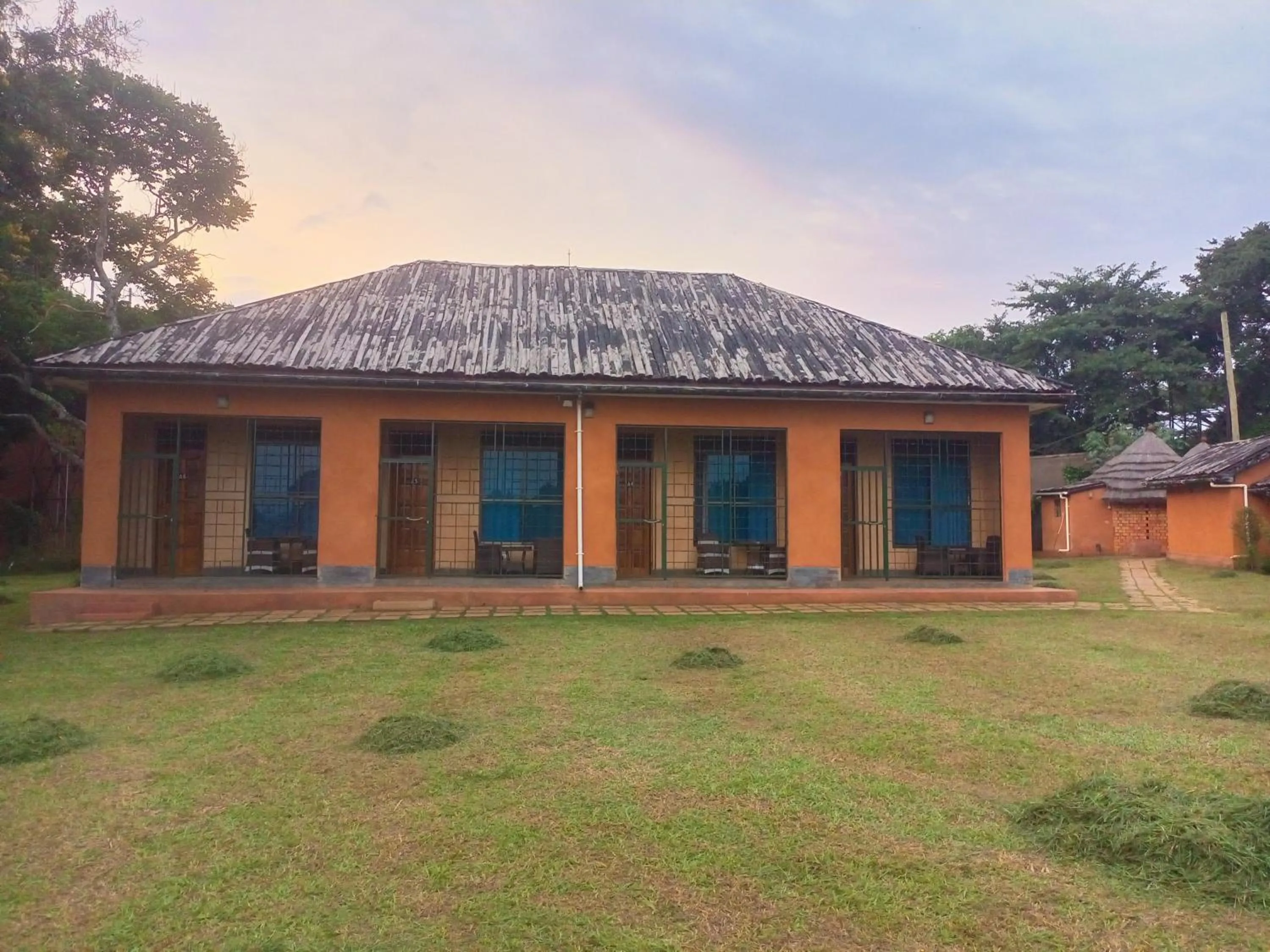 New Court View Hotel