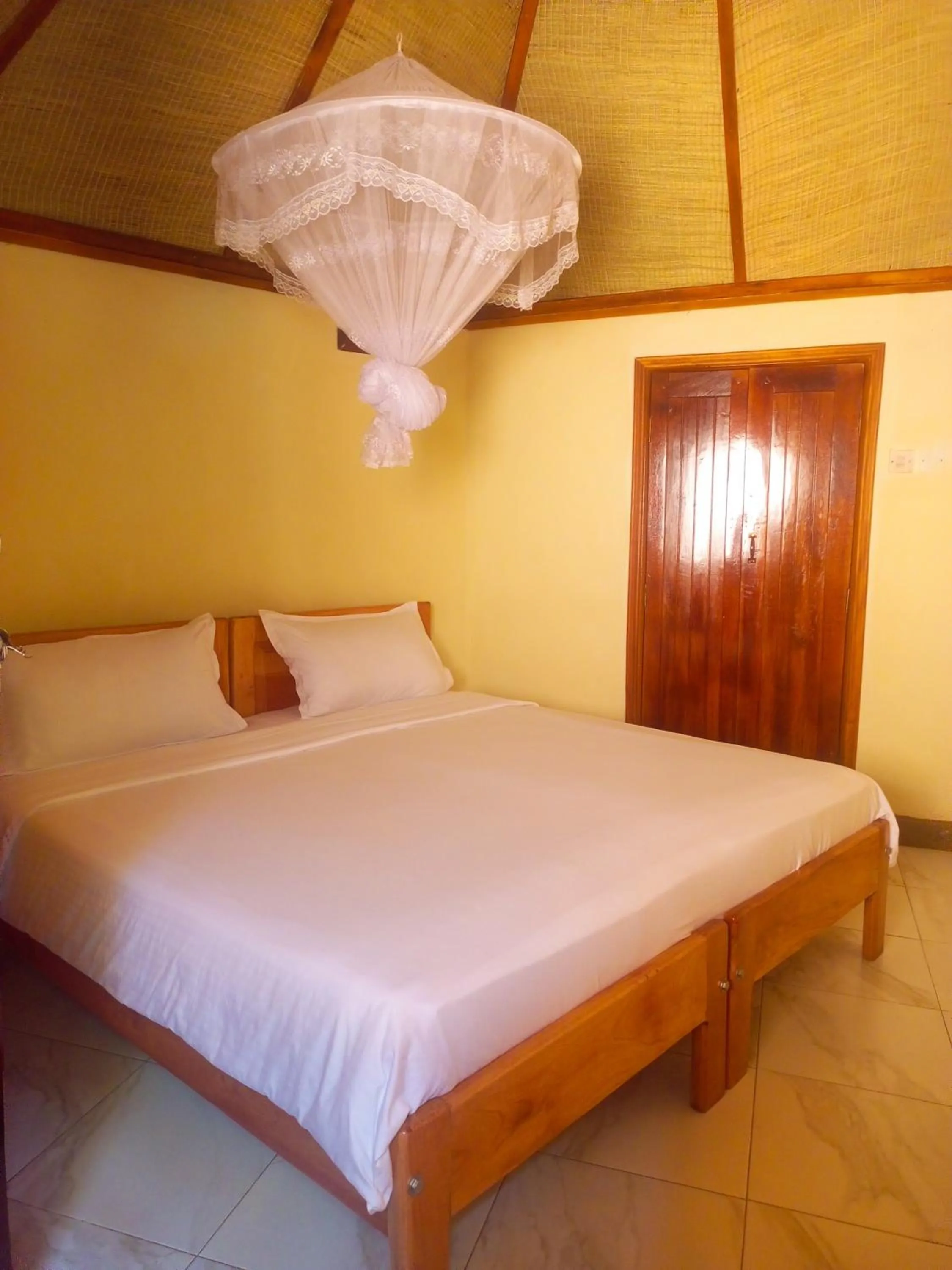 Bed in New Court View Hotel