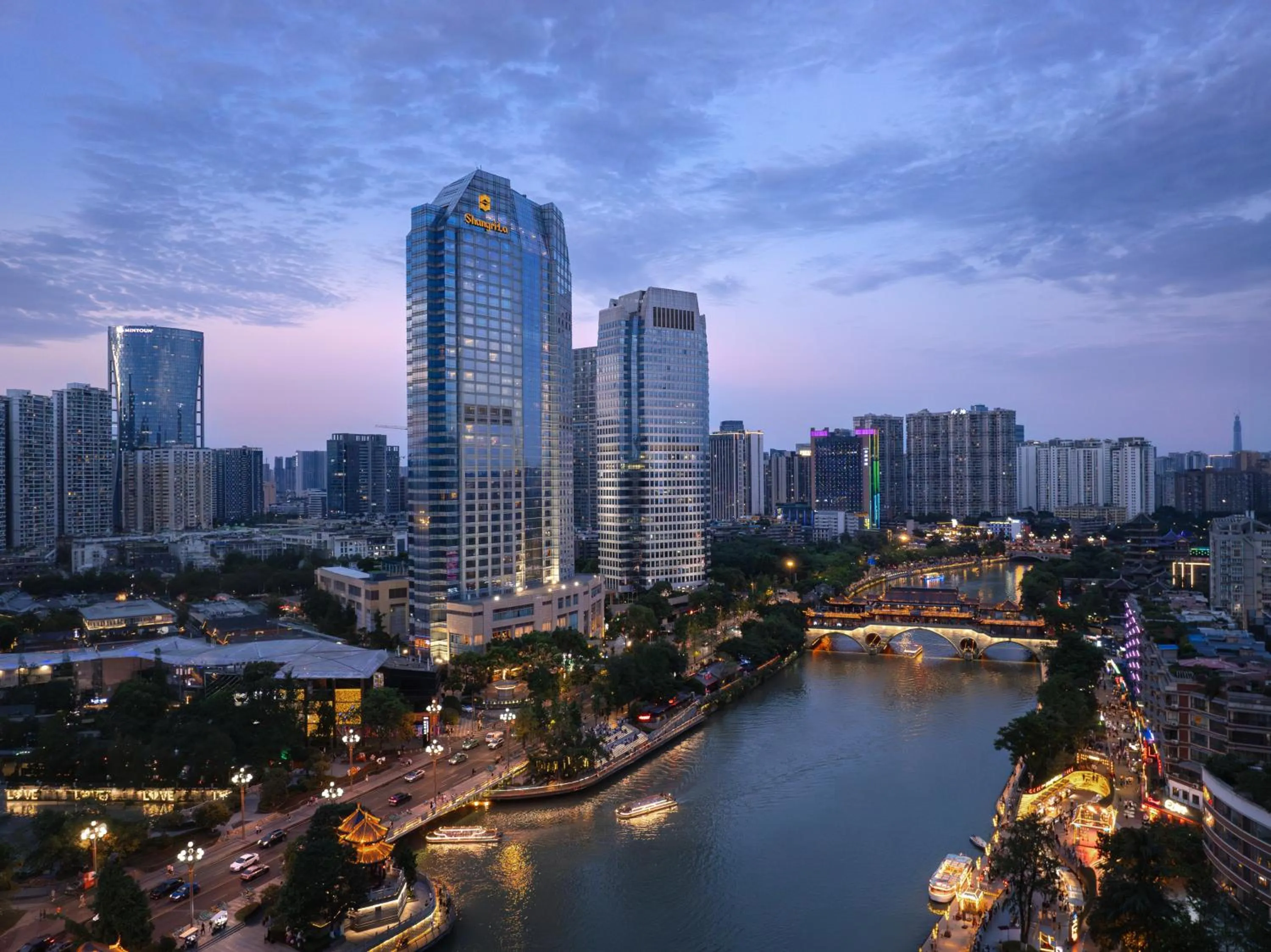 Property building in Shangri-La Chengdu