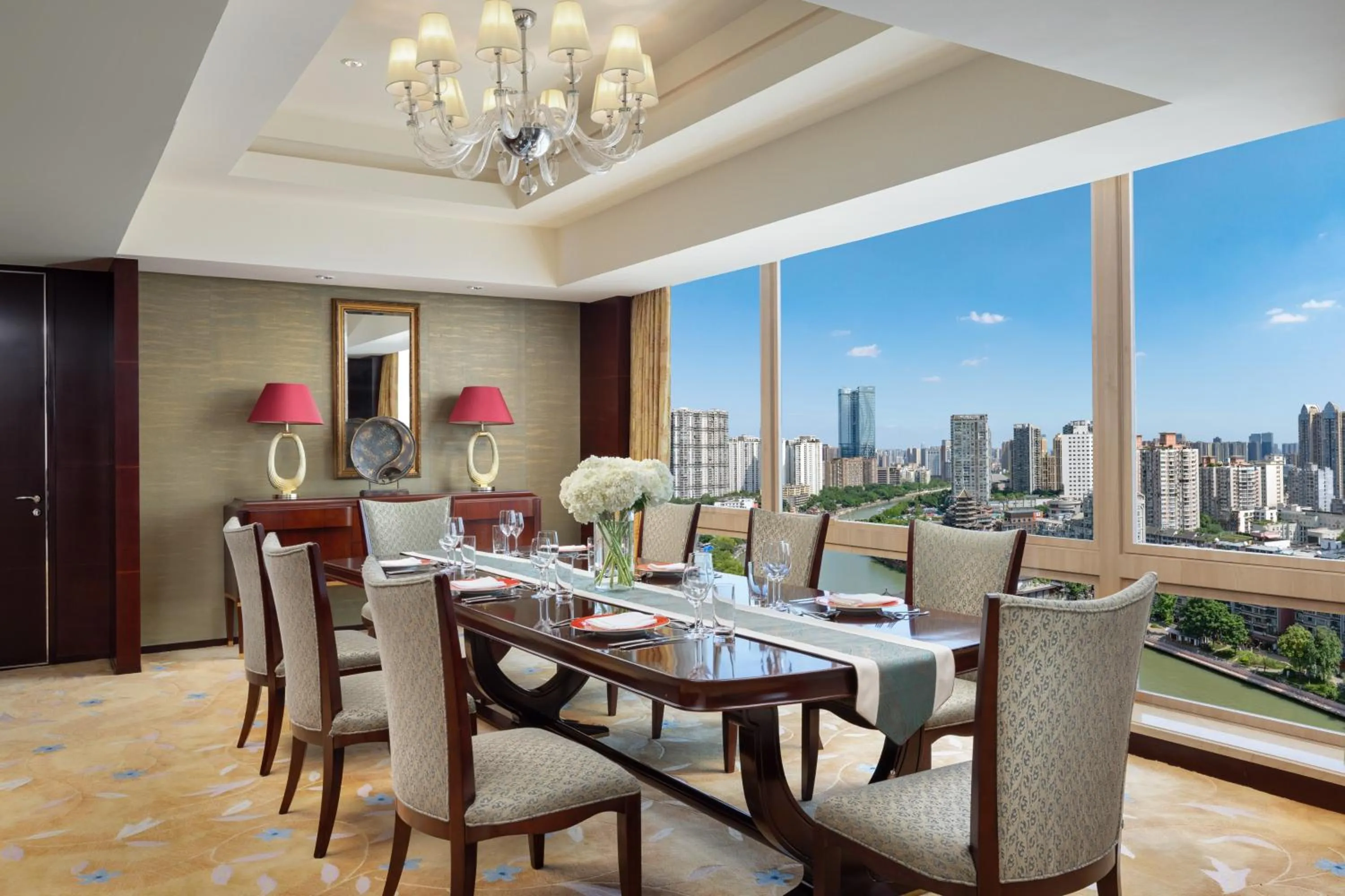 Living room in Shangri-La Chengdu