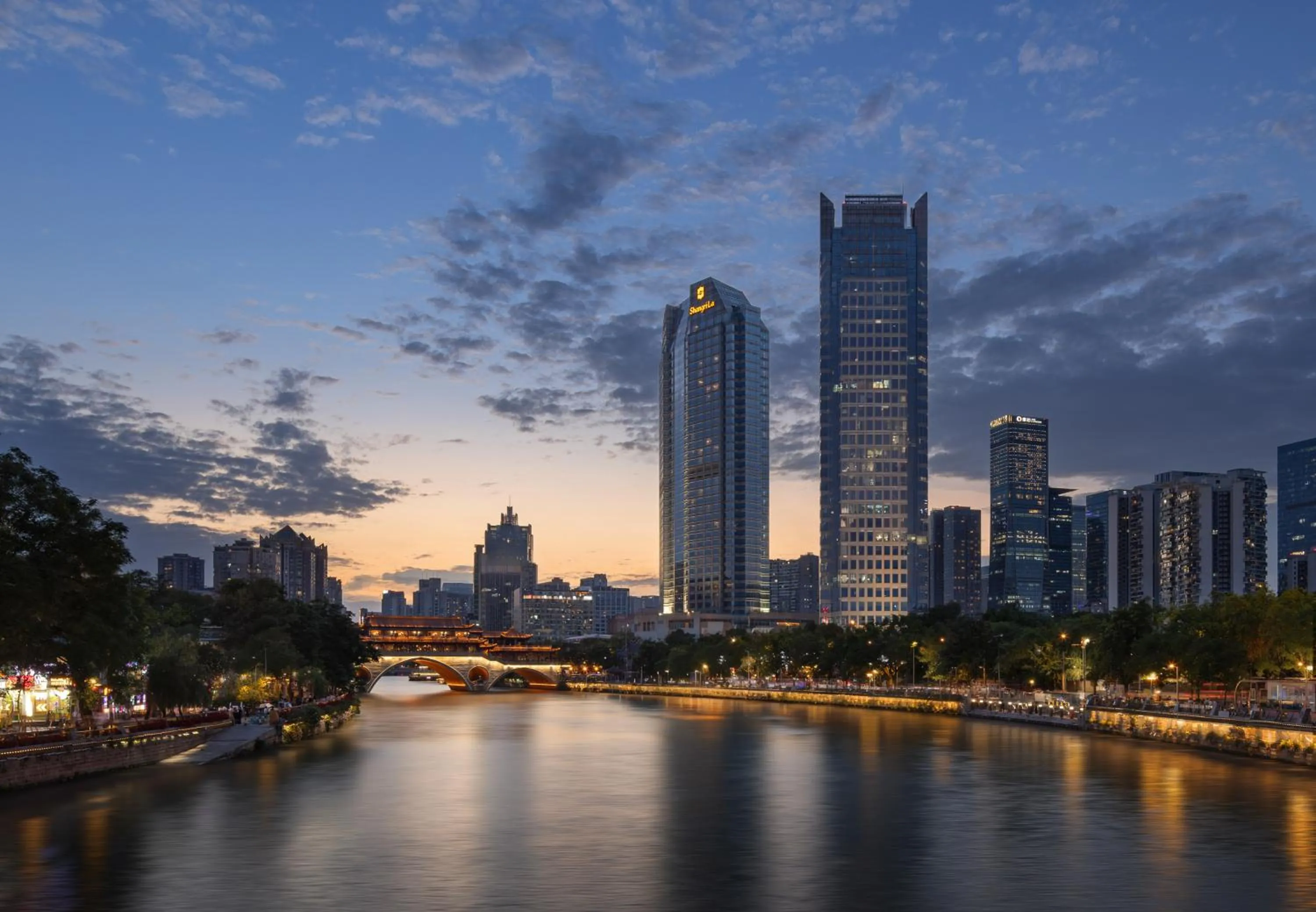 Property building in Shangri-La Chengdu